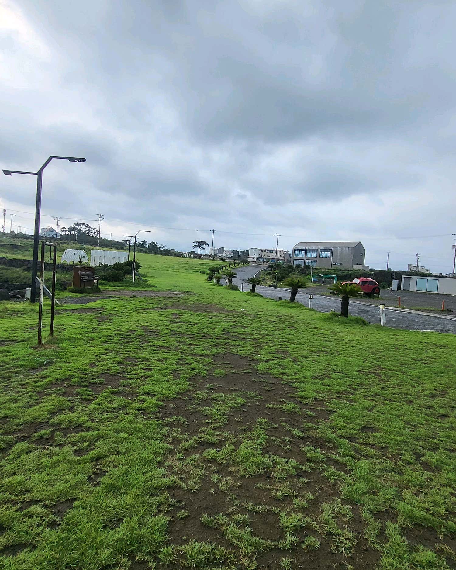 레이지펌프 주변의 애월 해안 풍경