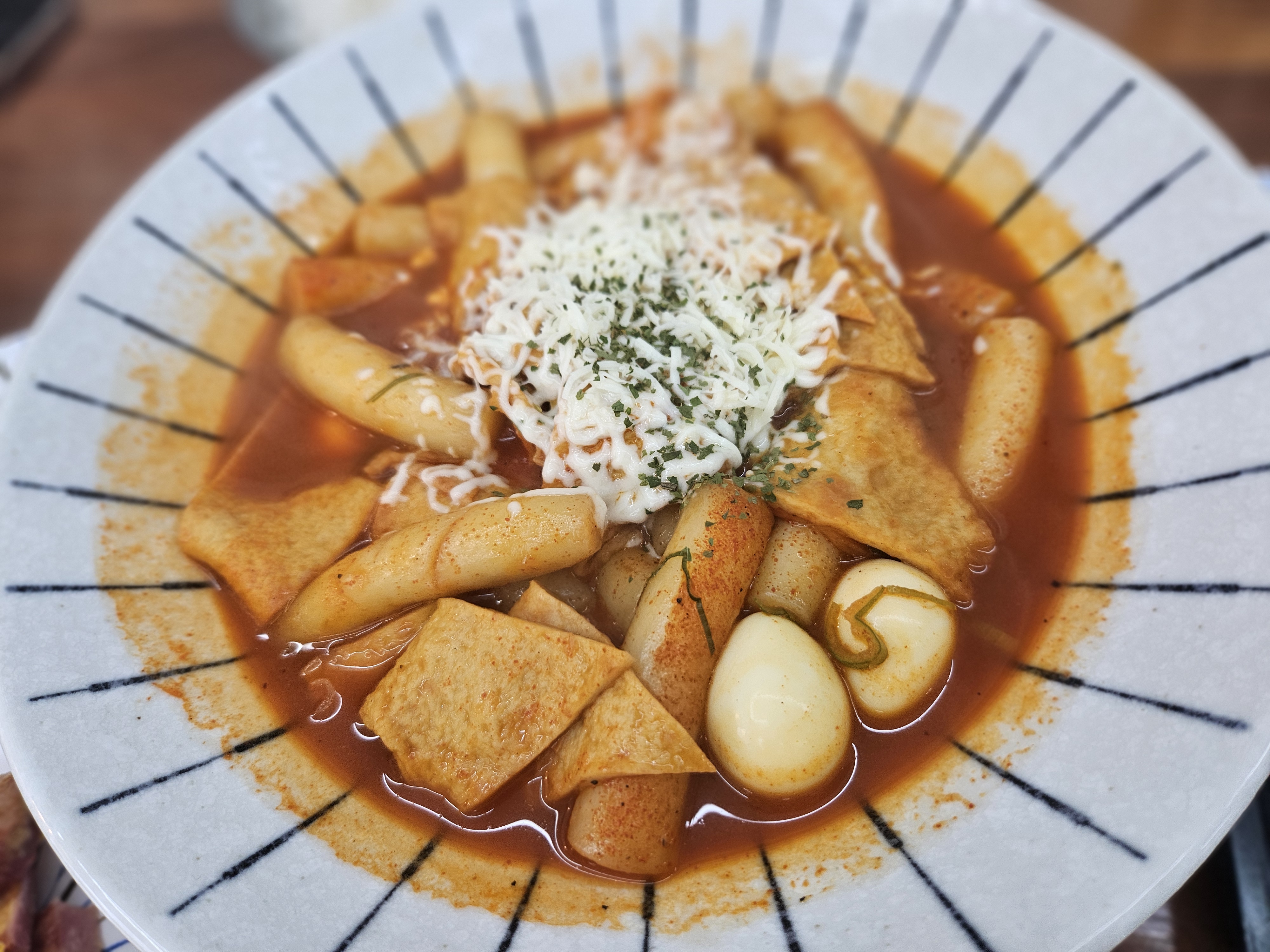 떡볶이 맛있음! 돈가스 맛있음! 순두부찌개 맛있음! - 부산 영도 용감한식당 영도점