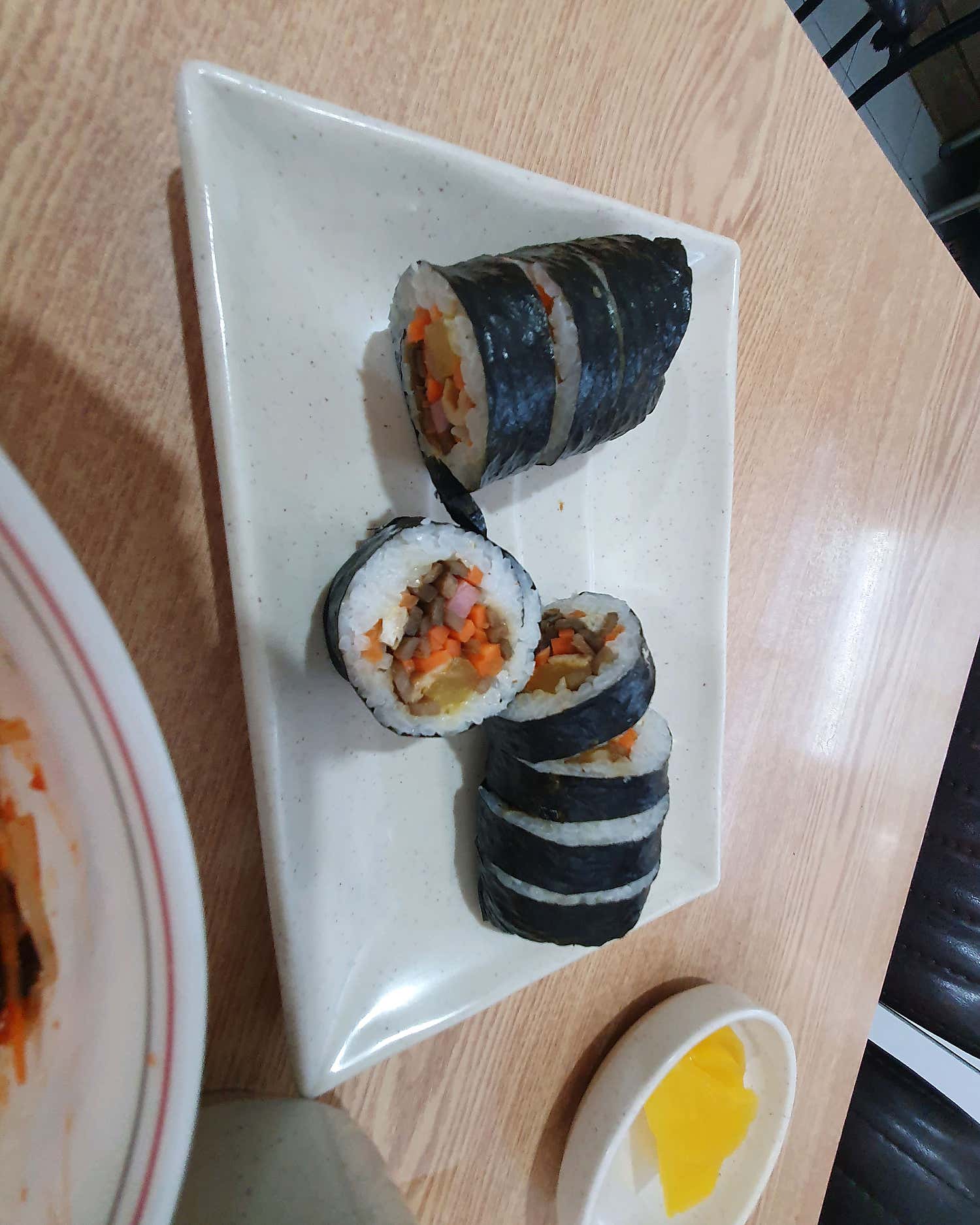 우리동네김밥 쫄면과 돈까스