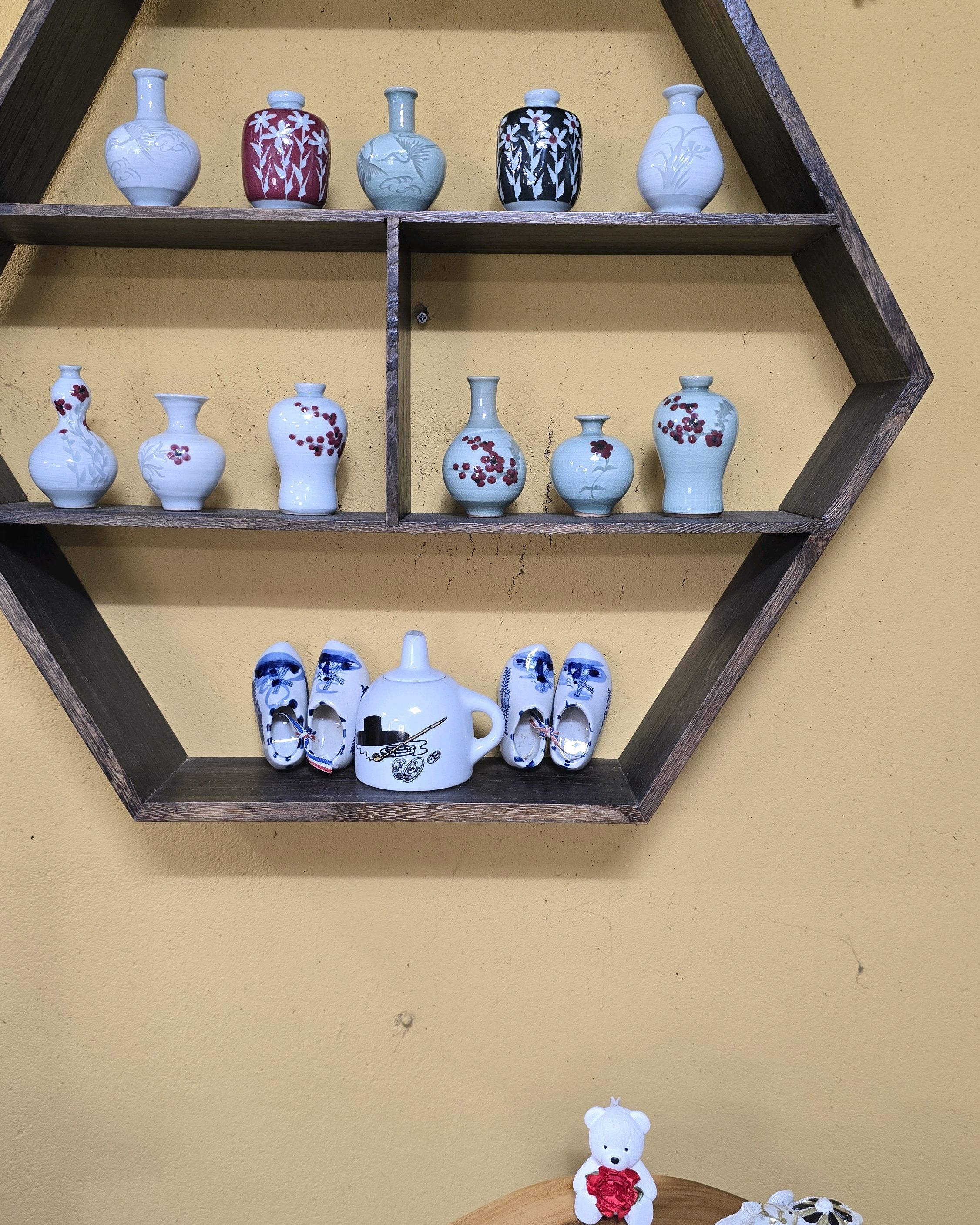 식당 내부 장식품