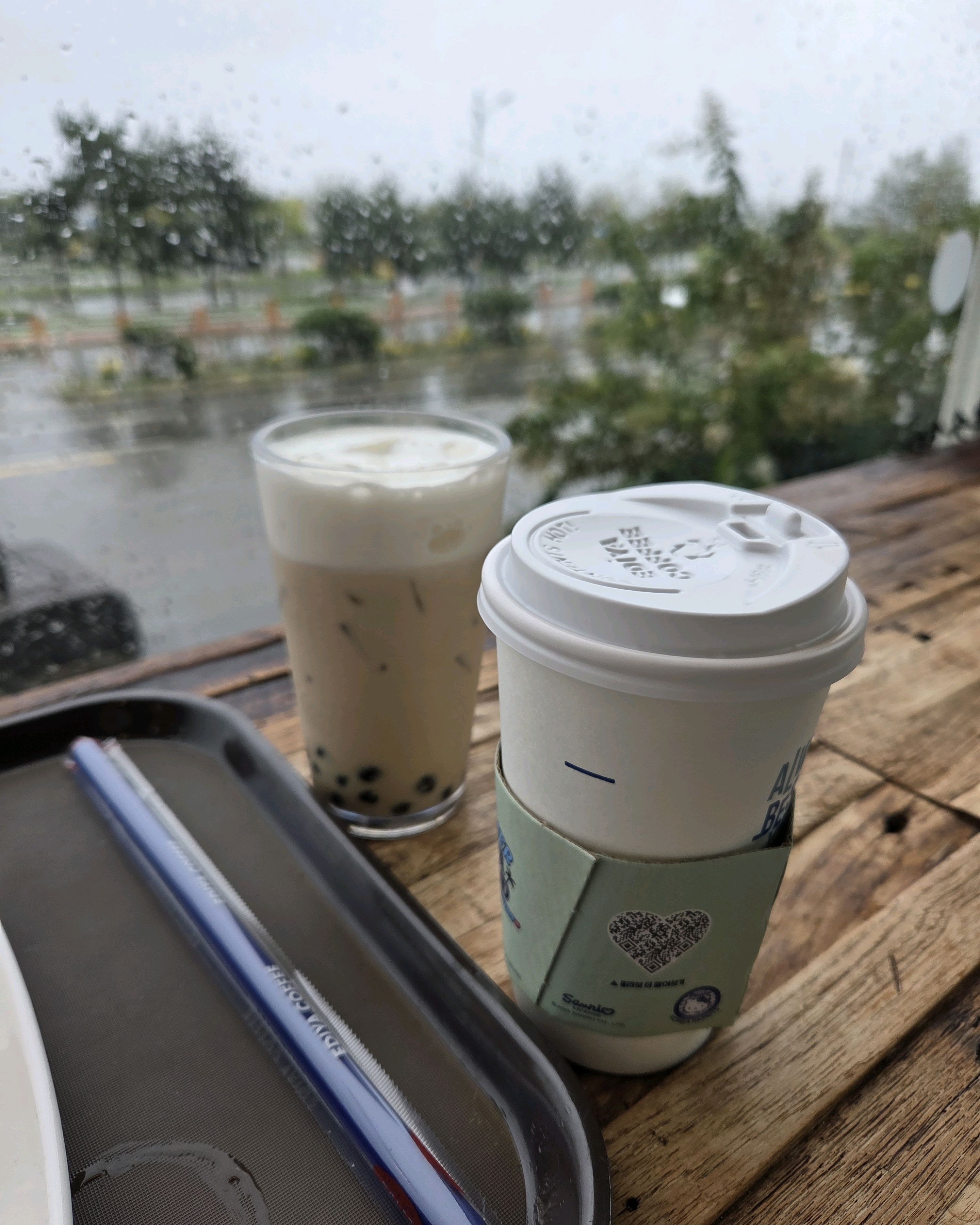 이디야커피 속초대포항점 (Ediya Coffee Sokcho Daepohang Store) 3