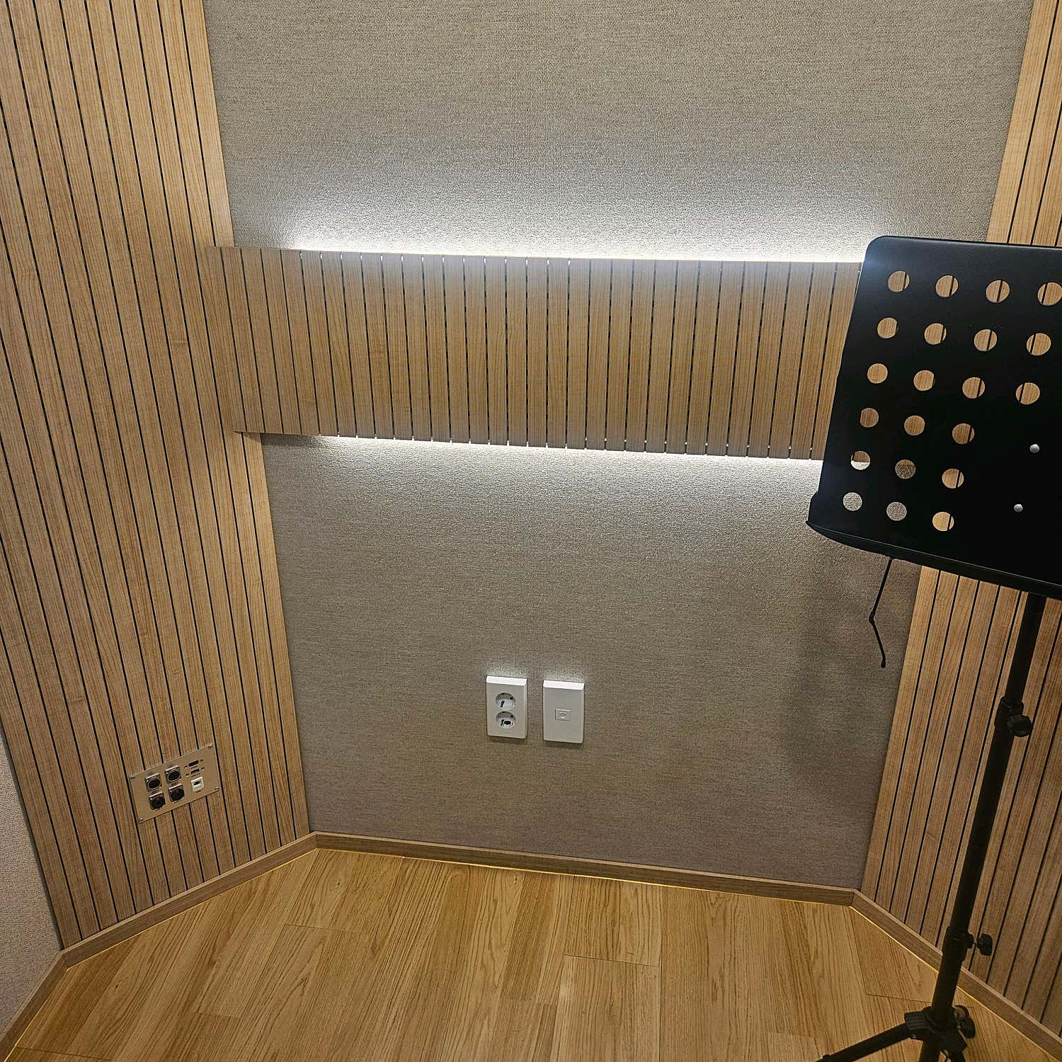 2번째 스튜디오 사진