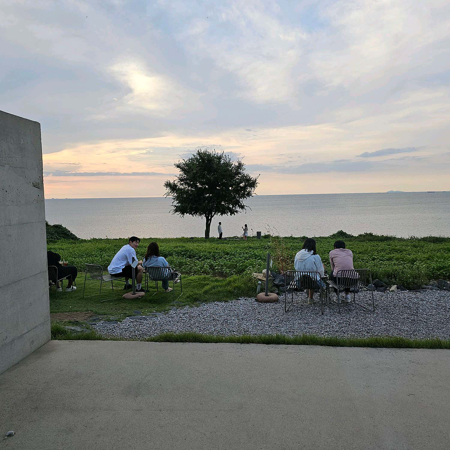 카페보리 실내에서 바라본 오션뷰