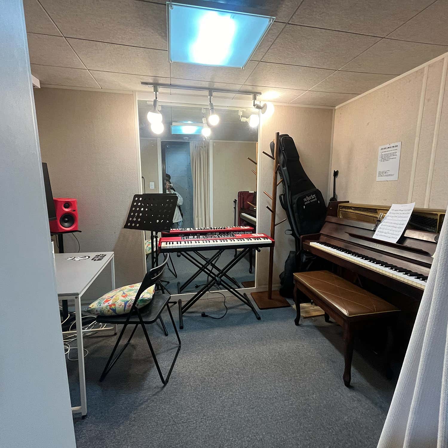 2번째 스튜디오 사진