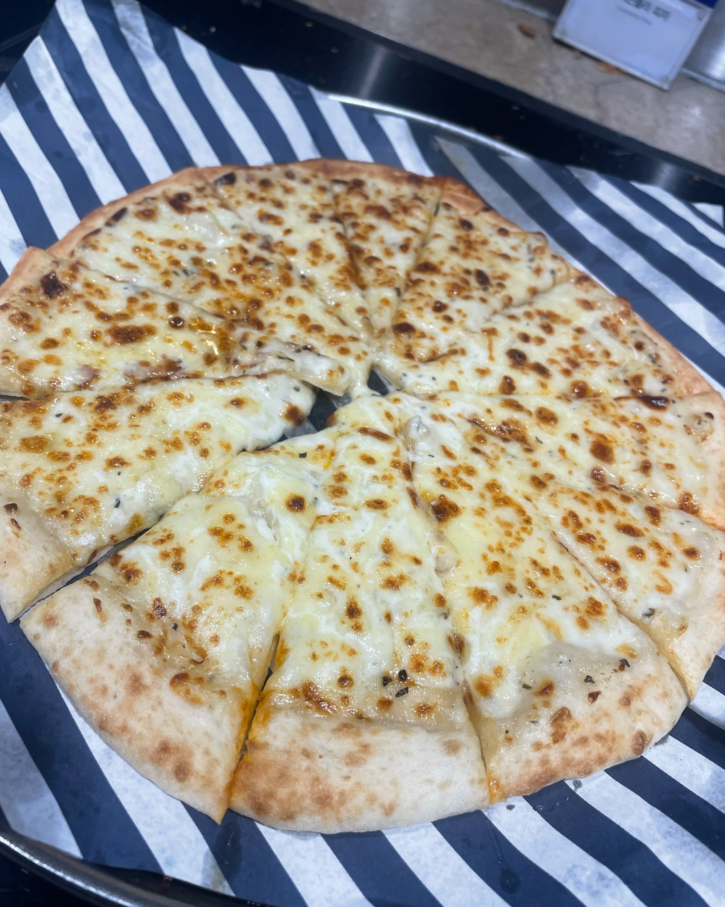 새해에 남자친구랑 데이트하고 애슐리 왔는데 짱맛 👍👍 - 수원터미널 맛집 애슐리퀸즈 NC 수원터미널점
