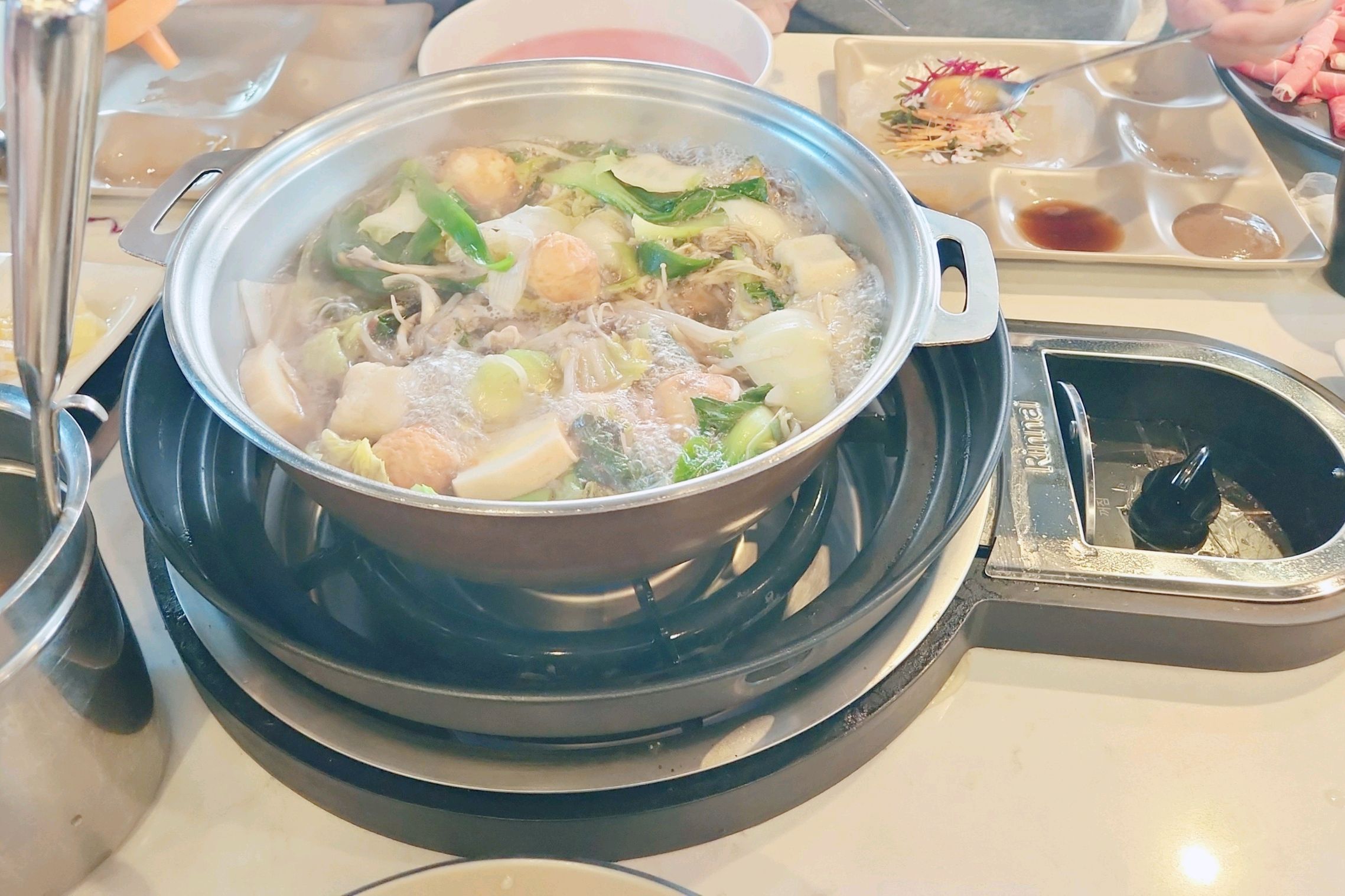 매장이 리뉴얼했더라구요 - 역곡역 맛집 소담촌 역곡직영점