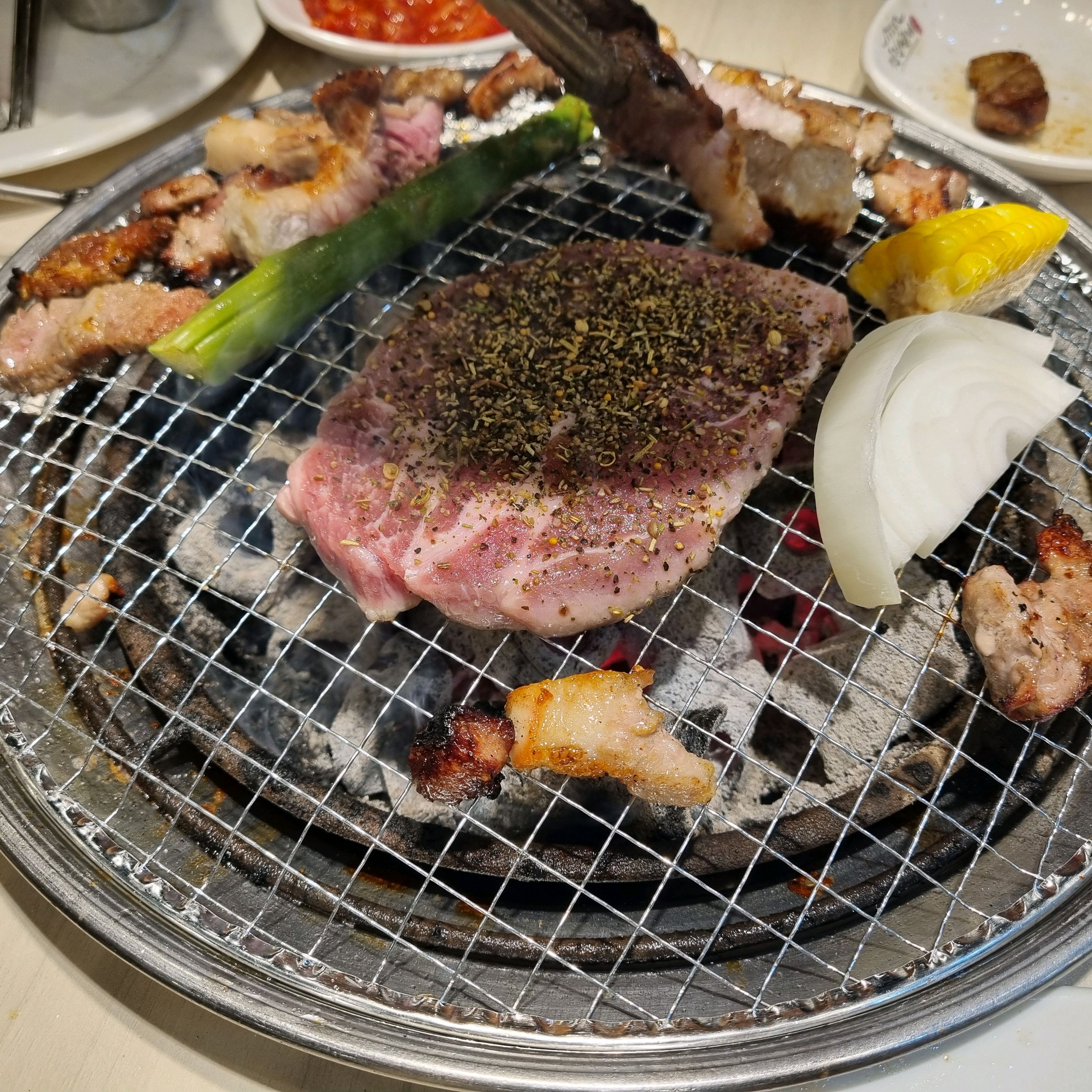 1월 1일 가족들끼리 첫 외식 하고 싶어서 오게 되었어요~ - 구월동 맛집 명륜진사갈비 인천구월아시아드점