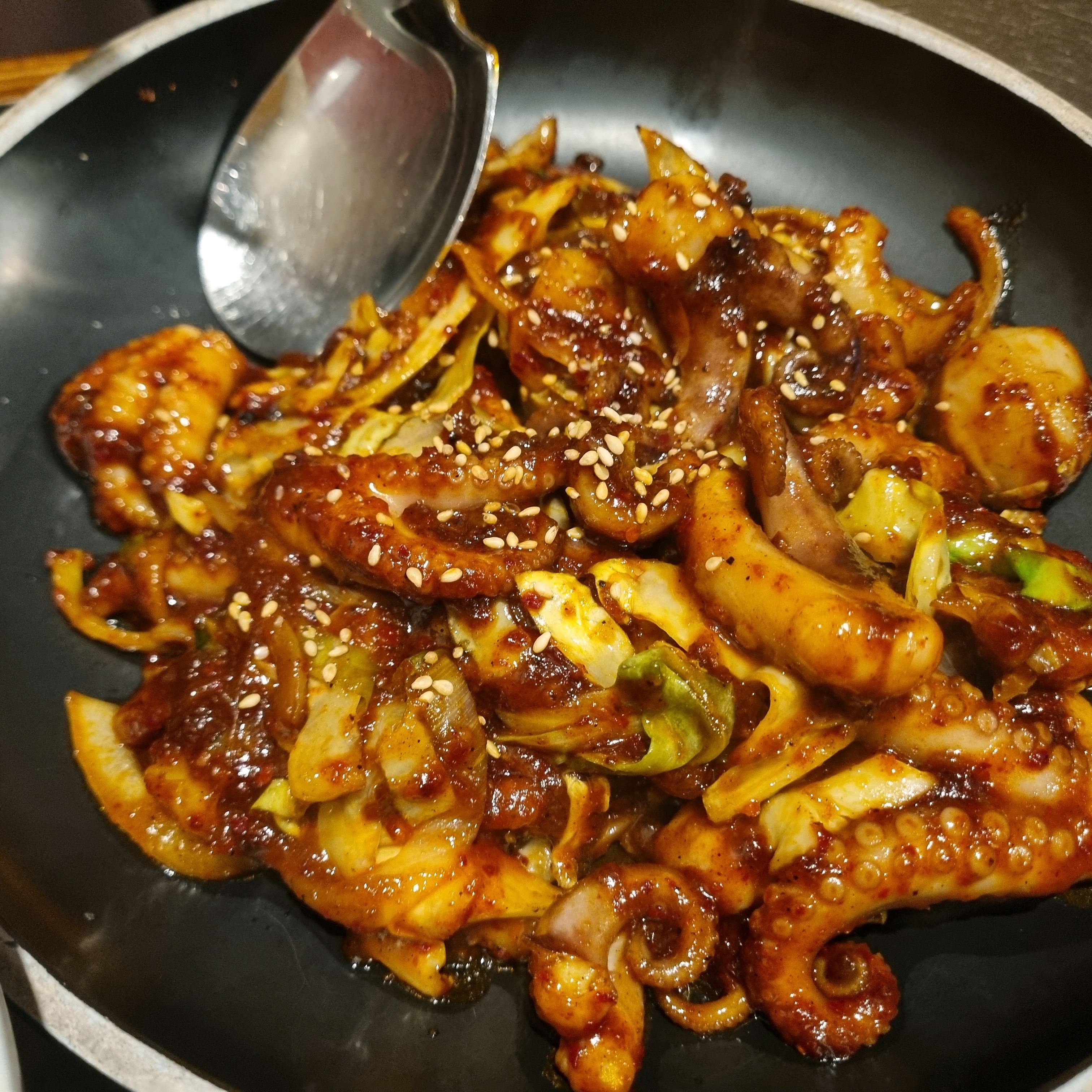 Dongmyo restaurant in front of Dongmyo station