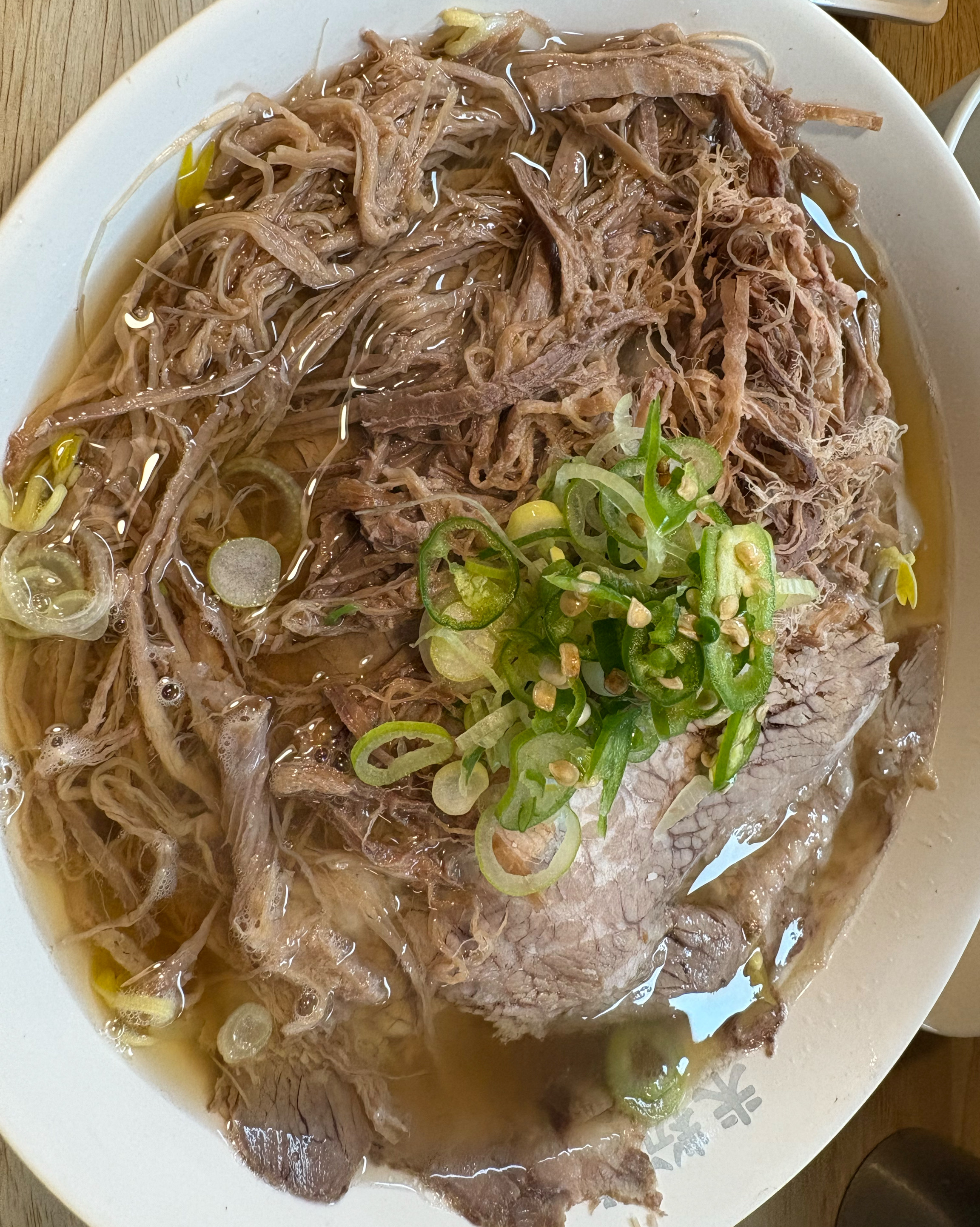 너무 맛있어요 요즘 풍향고 보고 쌀국수 너무 먹고 싶었는데 계속 못오다가 오늘 퇴근하고 혼
