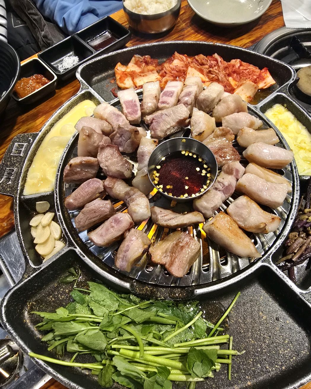 The best restaurant in Jamsil Station. Sunwol meat