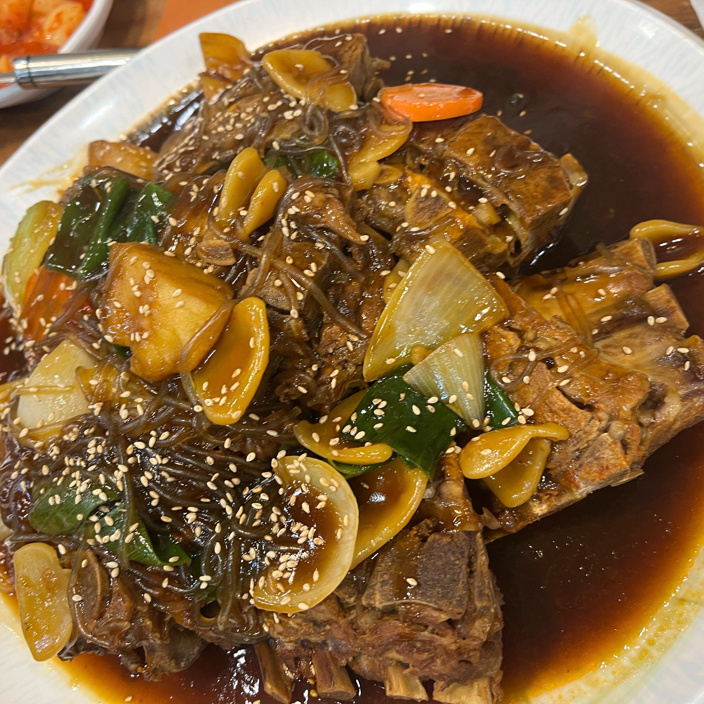 [명동 맛집 신동궁감자탕 명동직영점] 직접 가본 로컬 리뷰