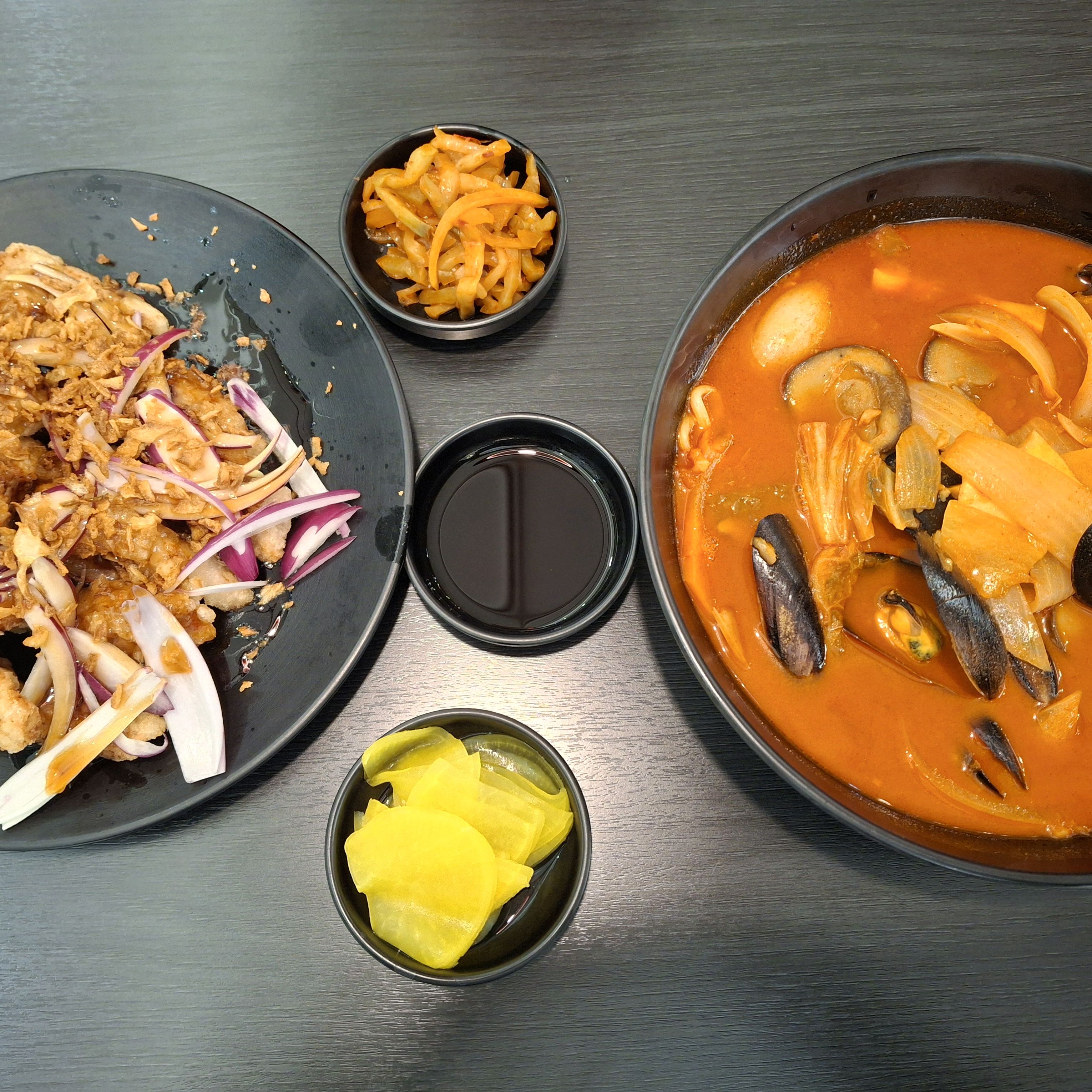 Yeongdeungpo Station Restaurant Shinchai Times Square