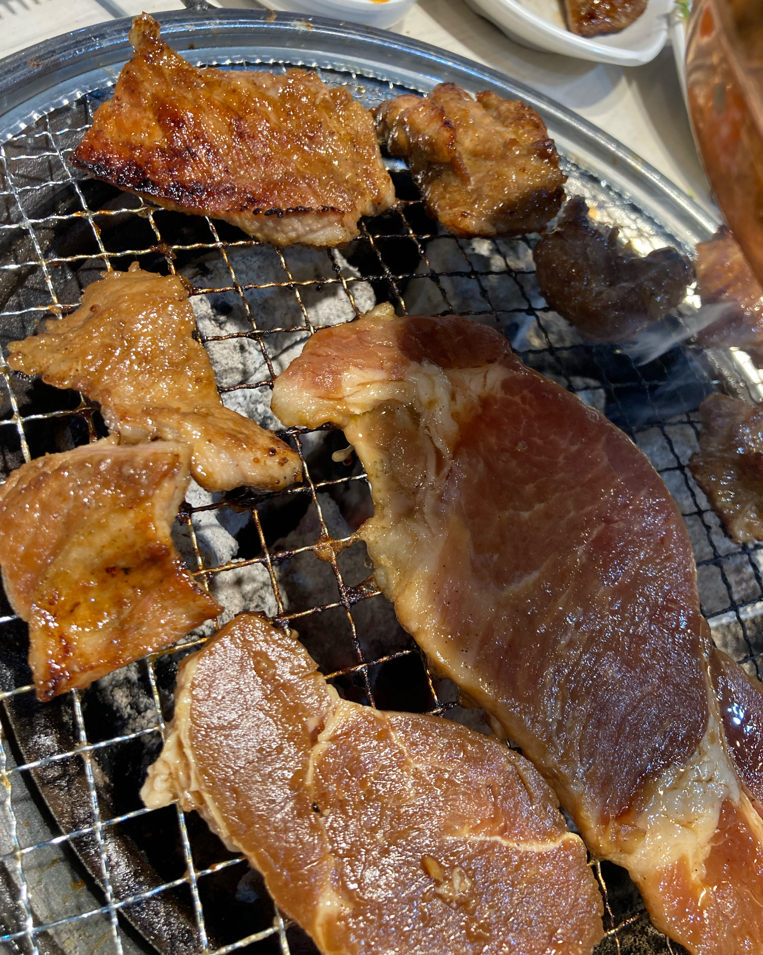 맛있는 고기를 무제한으로 누릴 수 있어서 아주 만족스러워요! - 불당동 맛집 명륜진사갈비 천안시청점