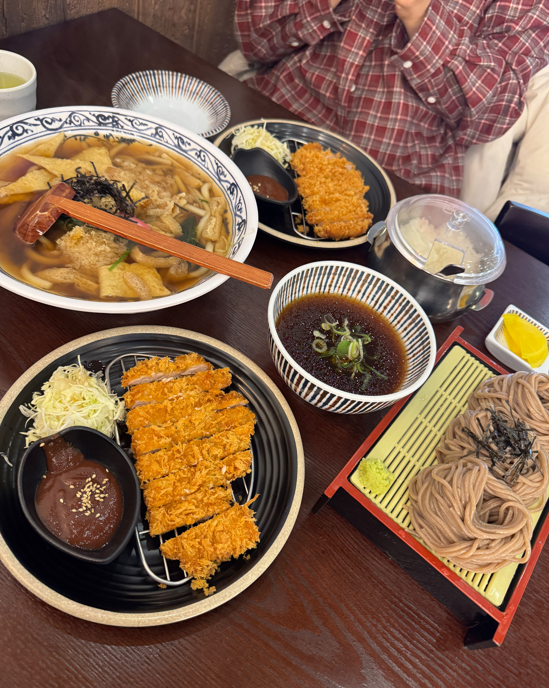 판교에서 맛있게 먹었었는데 체인이었균요!! 판교보다 더 맛있어요 ㅠㅠ 사장님 진짜 너어어어