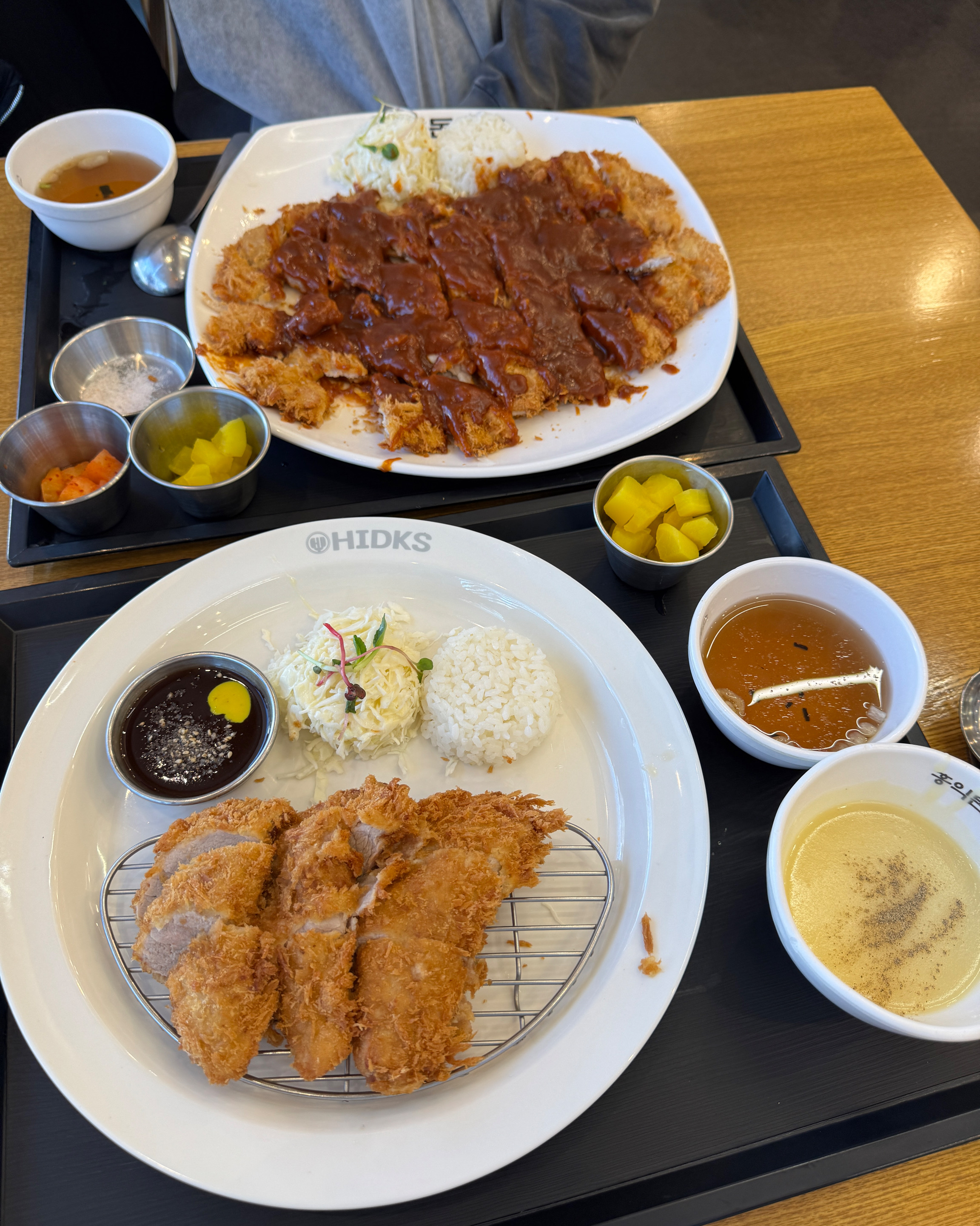 사람이 많아용 - 인천 청라 맛집 홍익돈까스 청라점