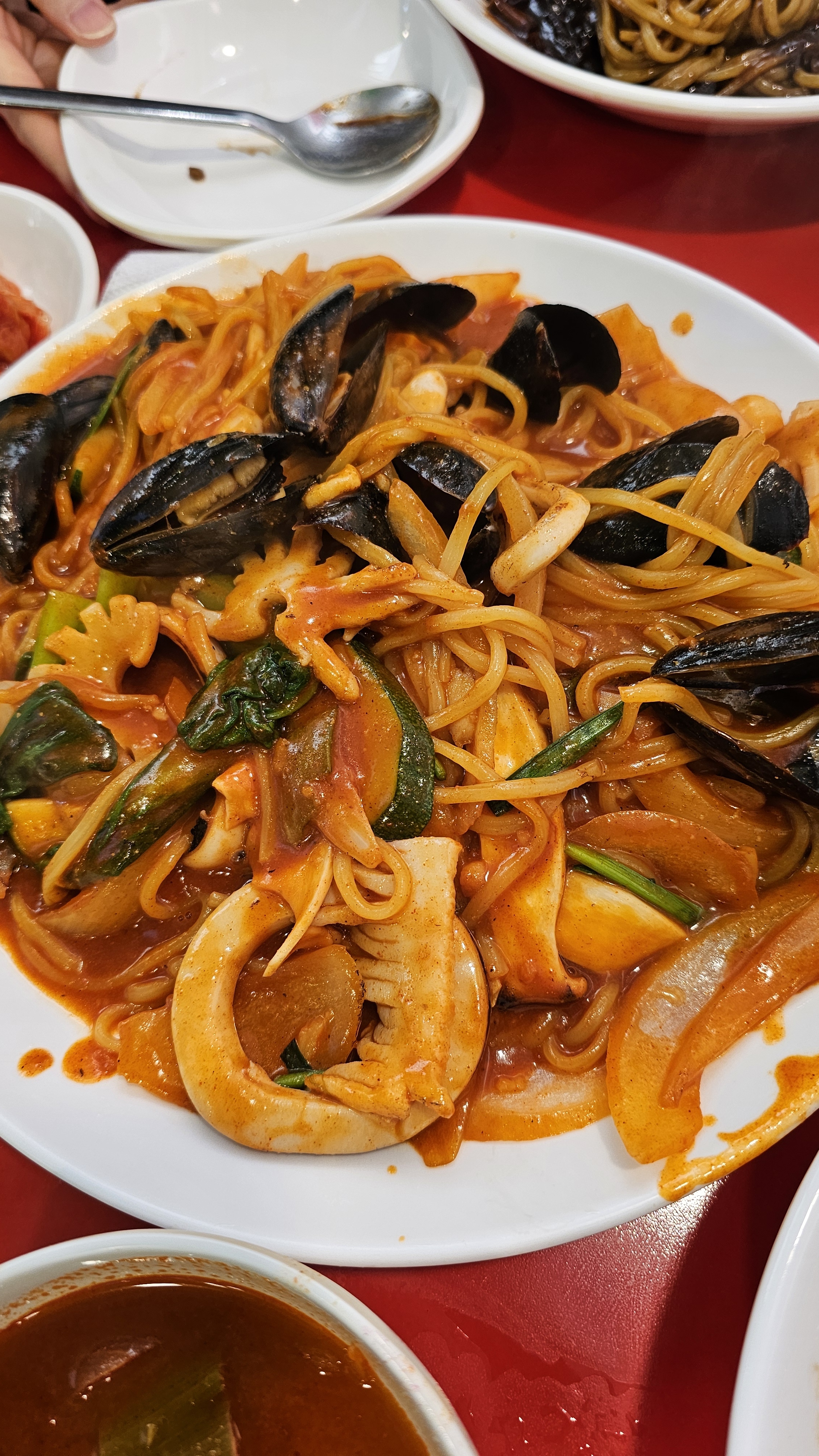 저렴하지만 맛있음 - 천호동 맛집 황실짜장 광진교4호점