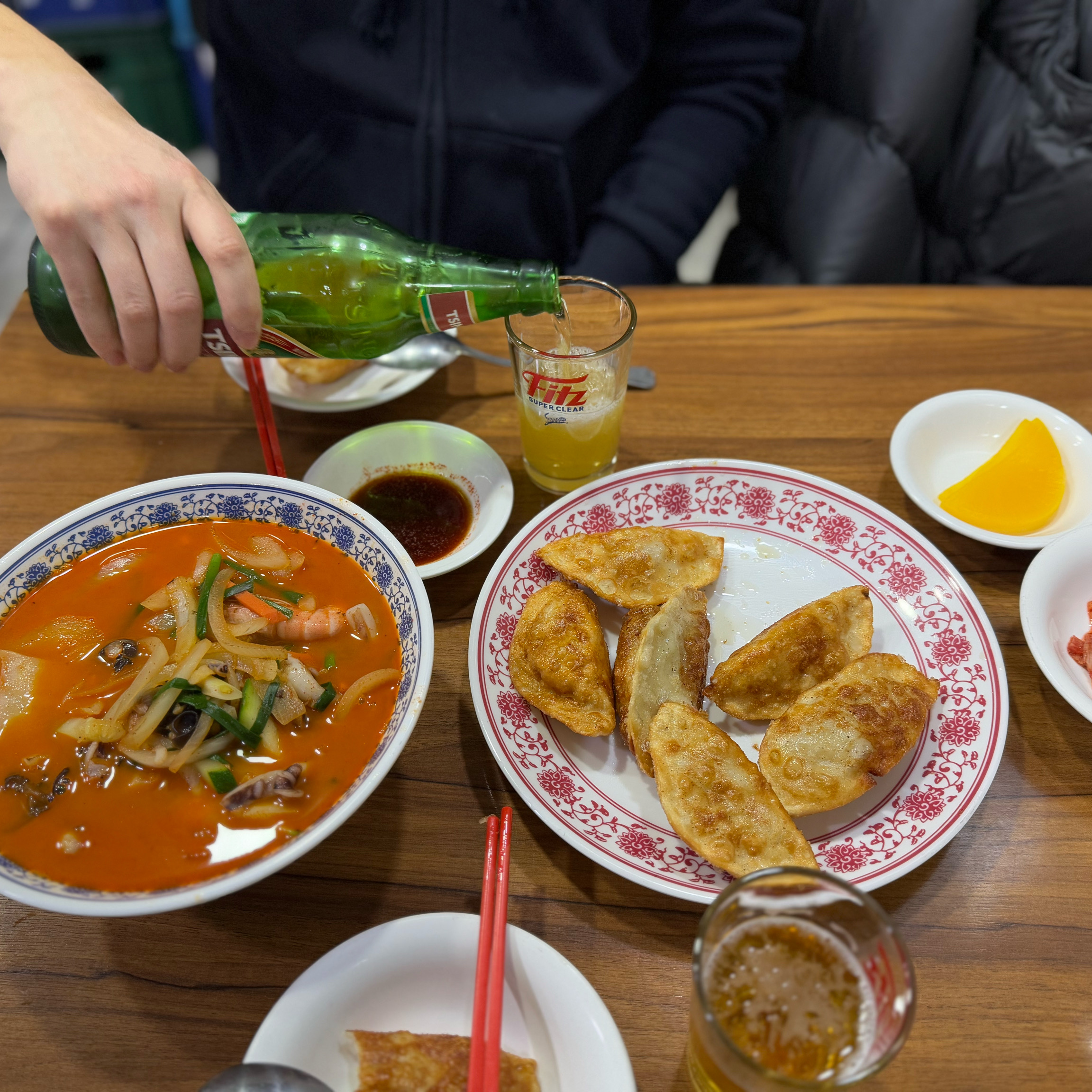 연희동 만두맛집으로 유명한 편의방. 먹킷리스트에 넣어놨다 오늘에야 방문했습니다. 군만두는