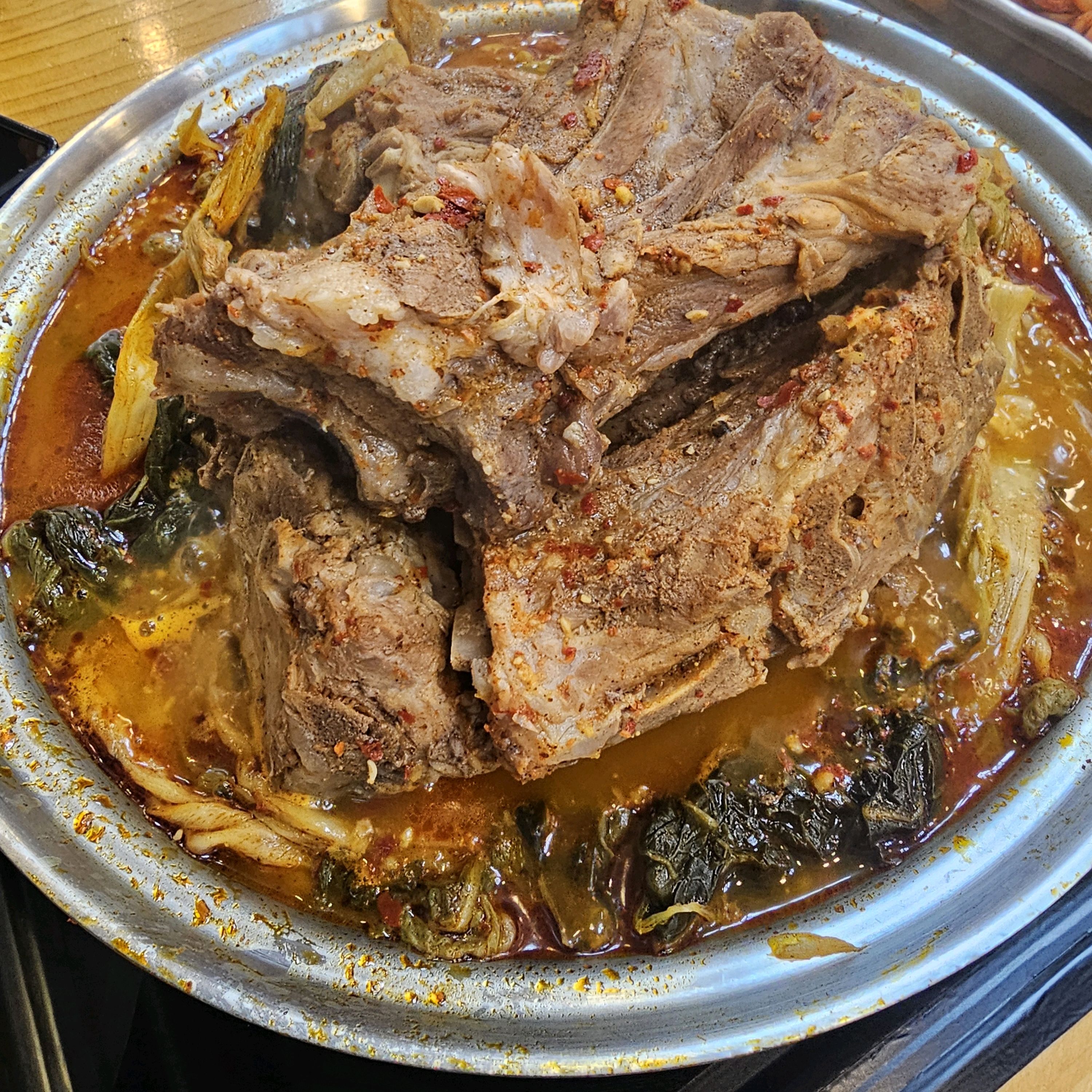 [춘천 맛집 원조뼈다귀감자탕본점] 직접 가본 로컬 리뷰