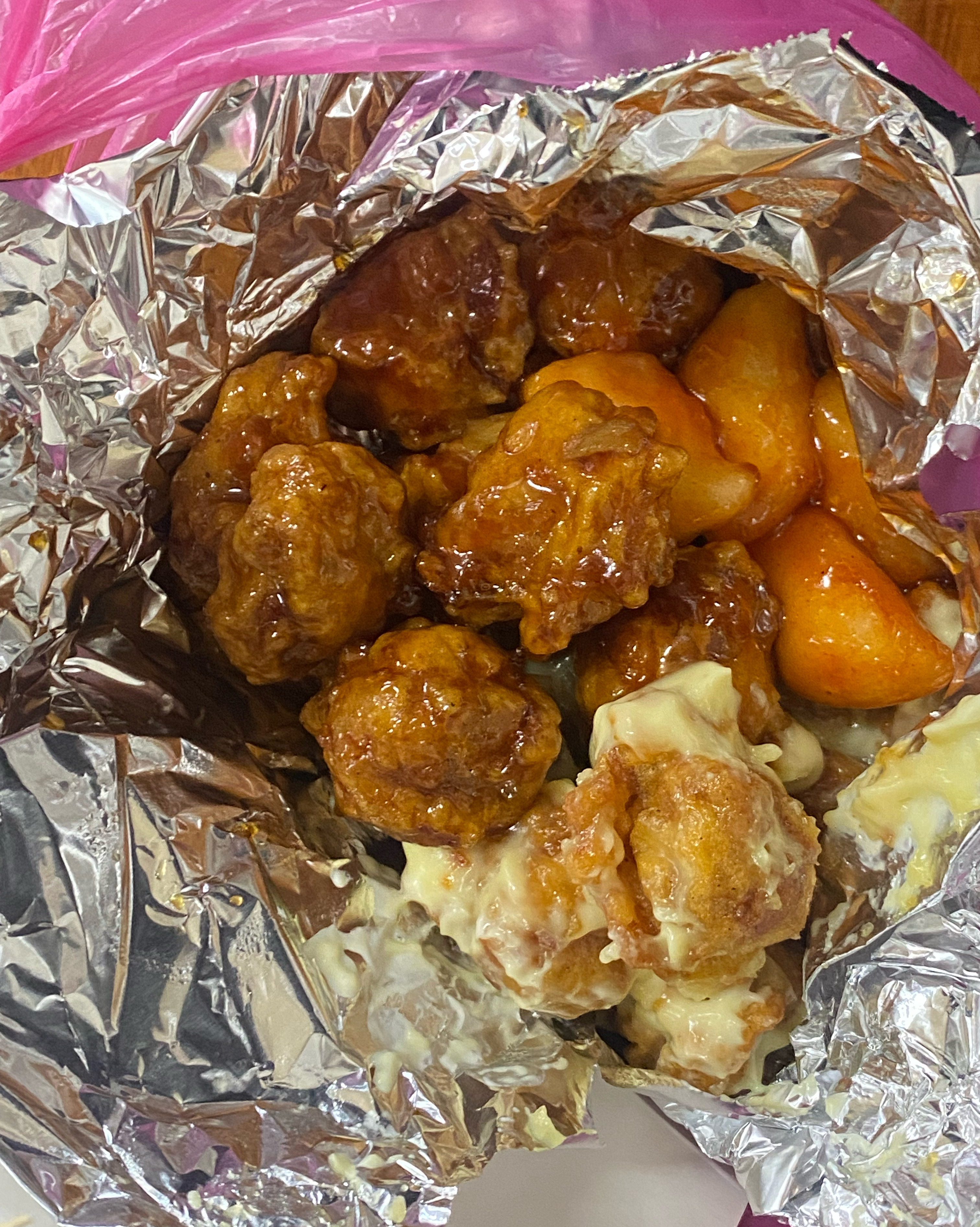 시간 지나도 안딱딱해져서 좋아요!! 맛도 다양해서 고르는 맛도 있고 망원시장 가면 종종 먹