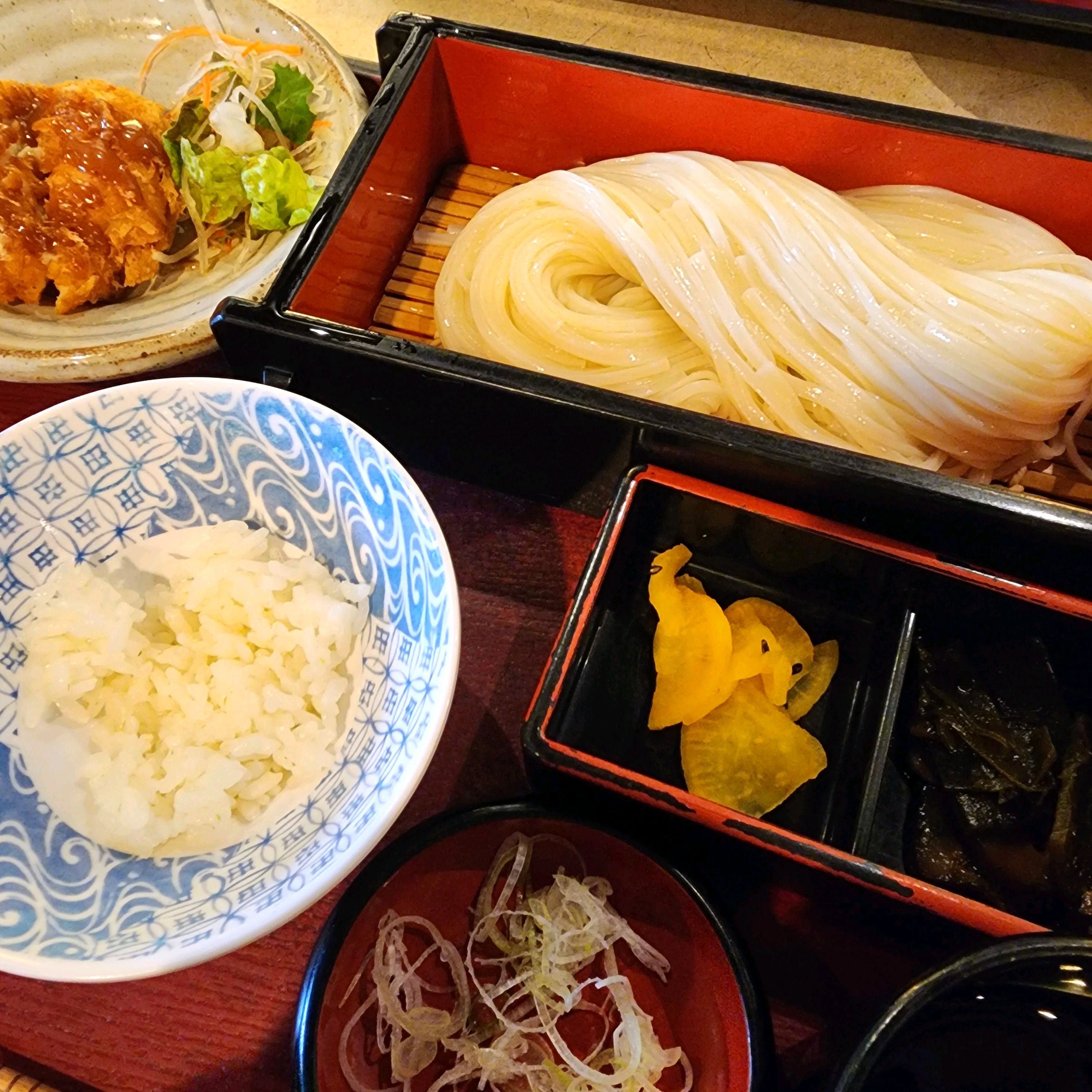 [명동 맛집 이나니와요스케 시청점] 직접 가본 로컬 리뷰