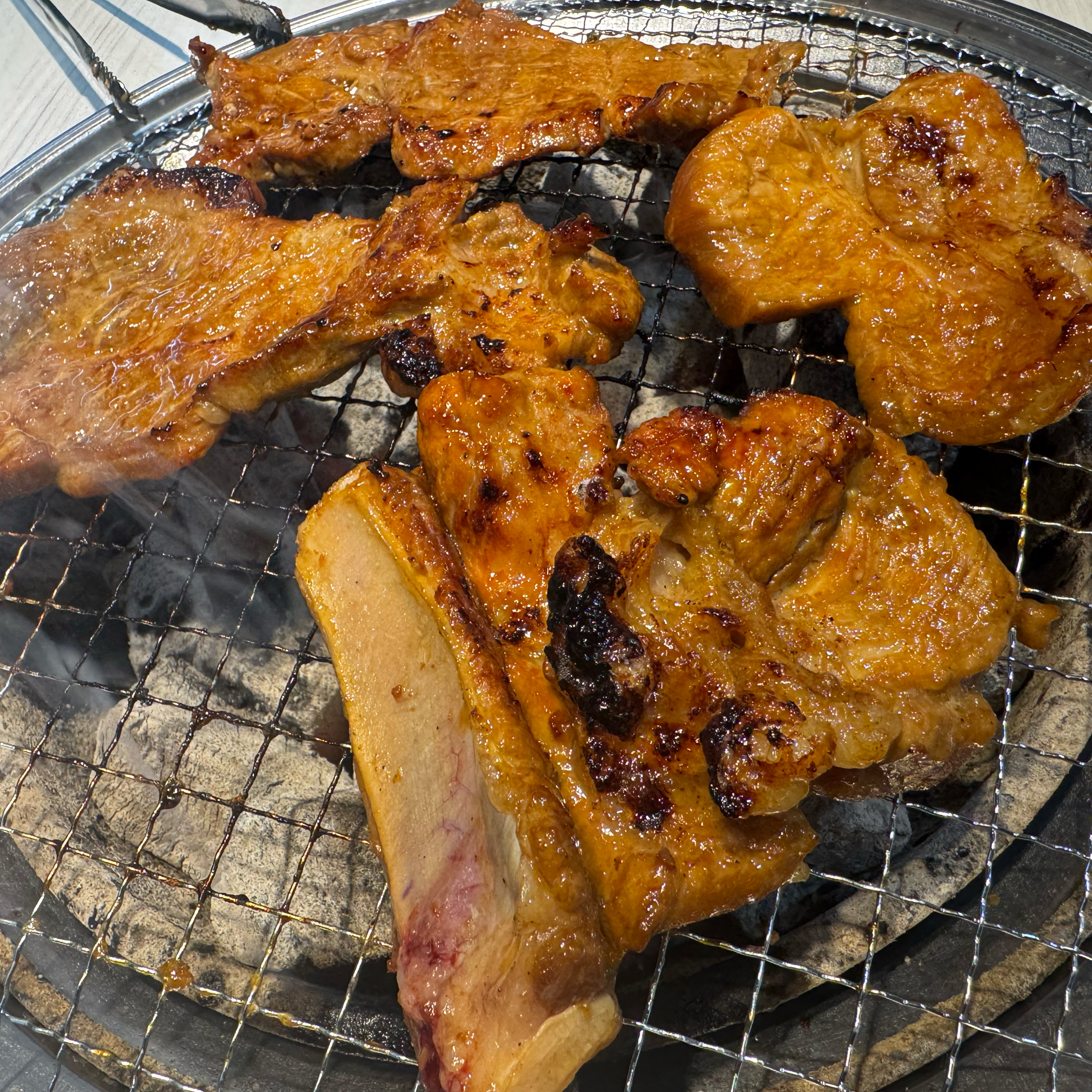 고기도 너무 맛있고 직원분들도 너무 친절 하십니다 ㅎ - 불당동 맛집 명륜진사갈비 천안시청점