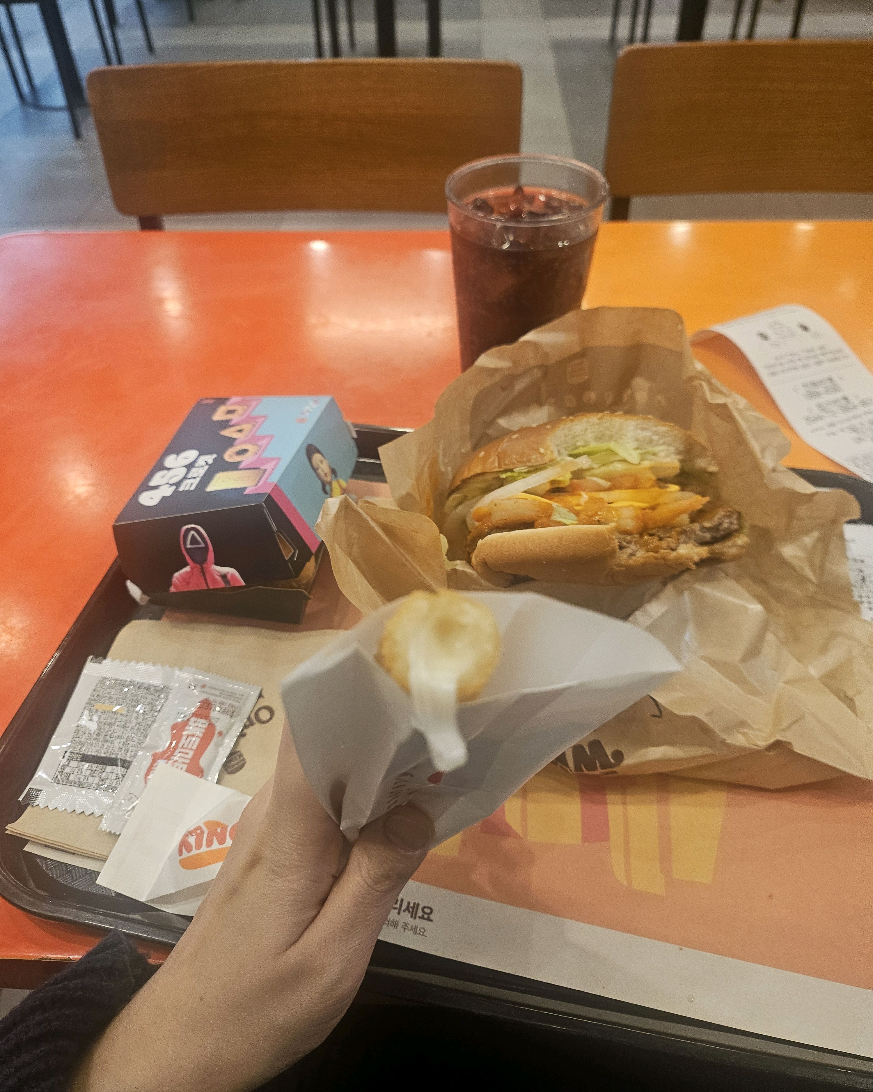 통새우와퍼에 새우 3개추가 꿀맛~~ - 불당동 맛집 버거킹 천안불당점