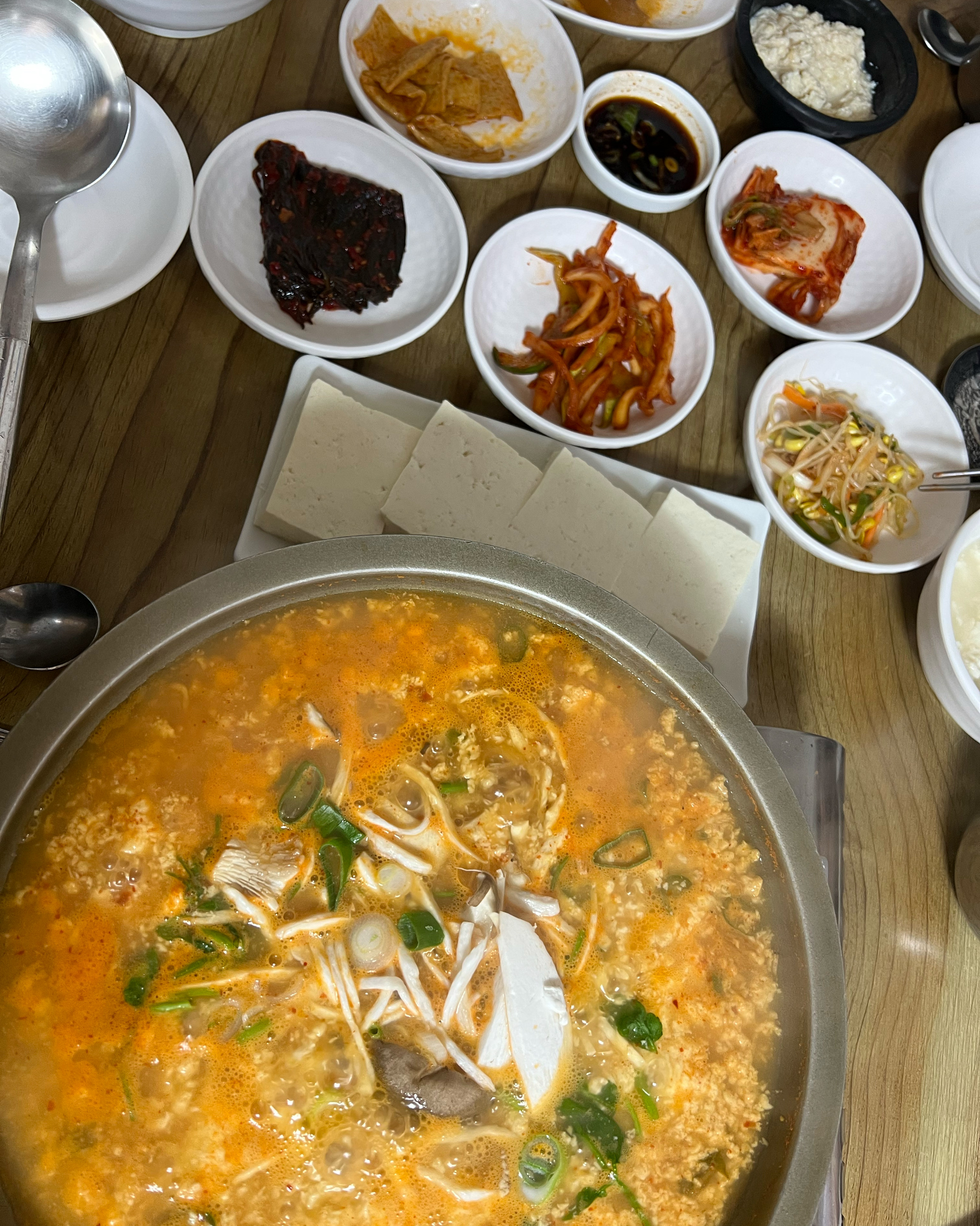 새해 첫일출보고 아침먹으러 들렀습니다. - 경포대 맛집 초당토박이할머니순두부