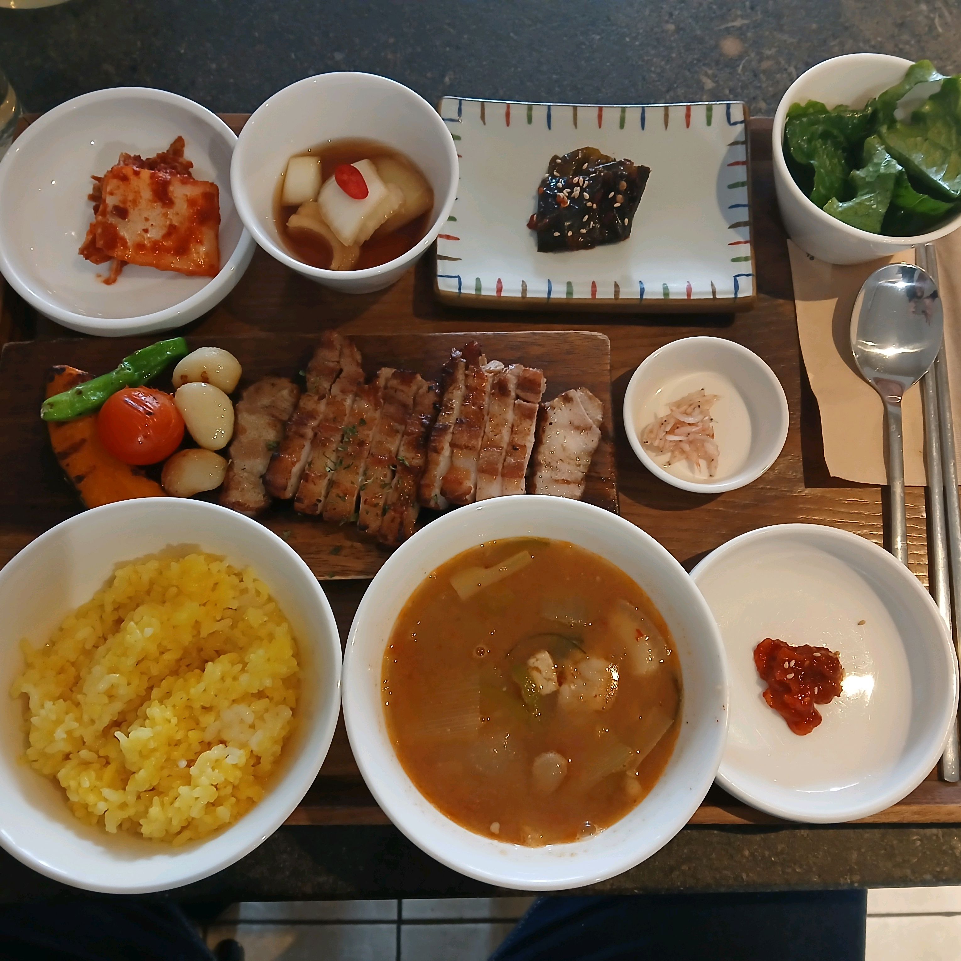Yeonsinnae Station Restaurant Gyeongju Restaurant Yeonsinnae Branch