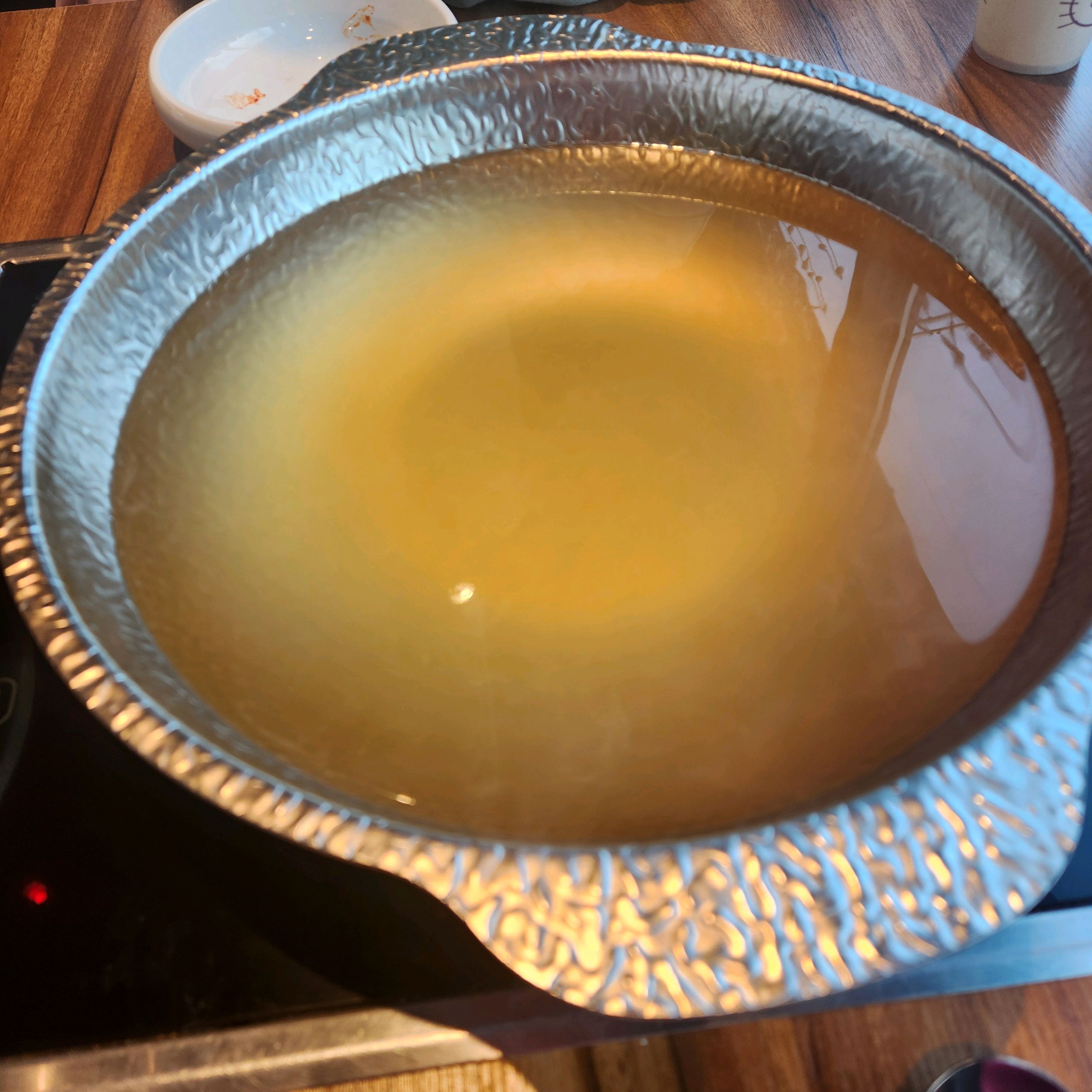 Dr. Kwon Shabu Kalguksu, a famous restaurant in Ssangyong Station