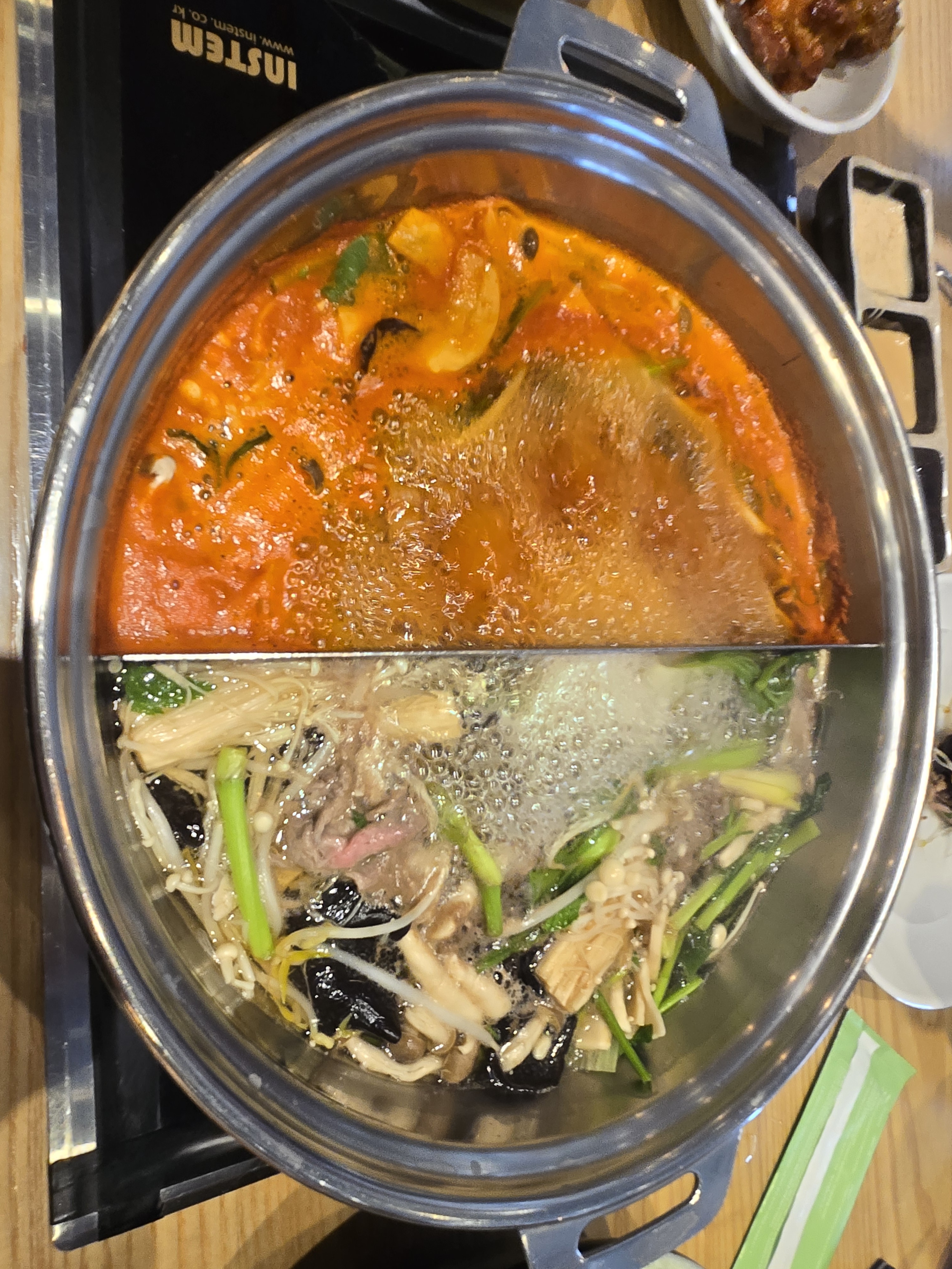 오늘 마산 해운동 샤브20에서 런치 80분 코스 먹고 왔어요! 시간 제한이라 좀 긴장했는데