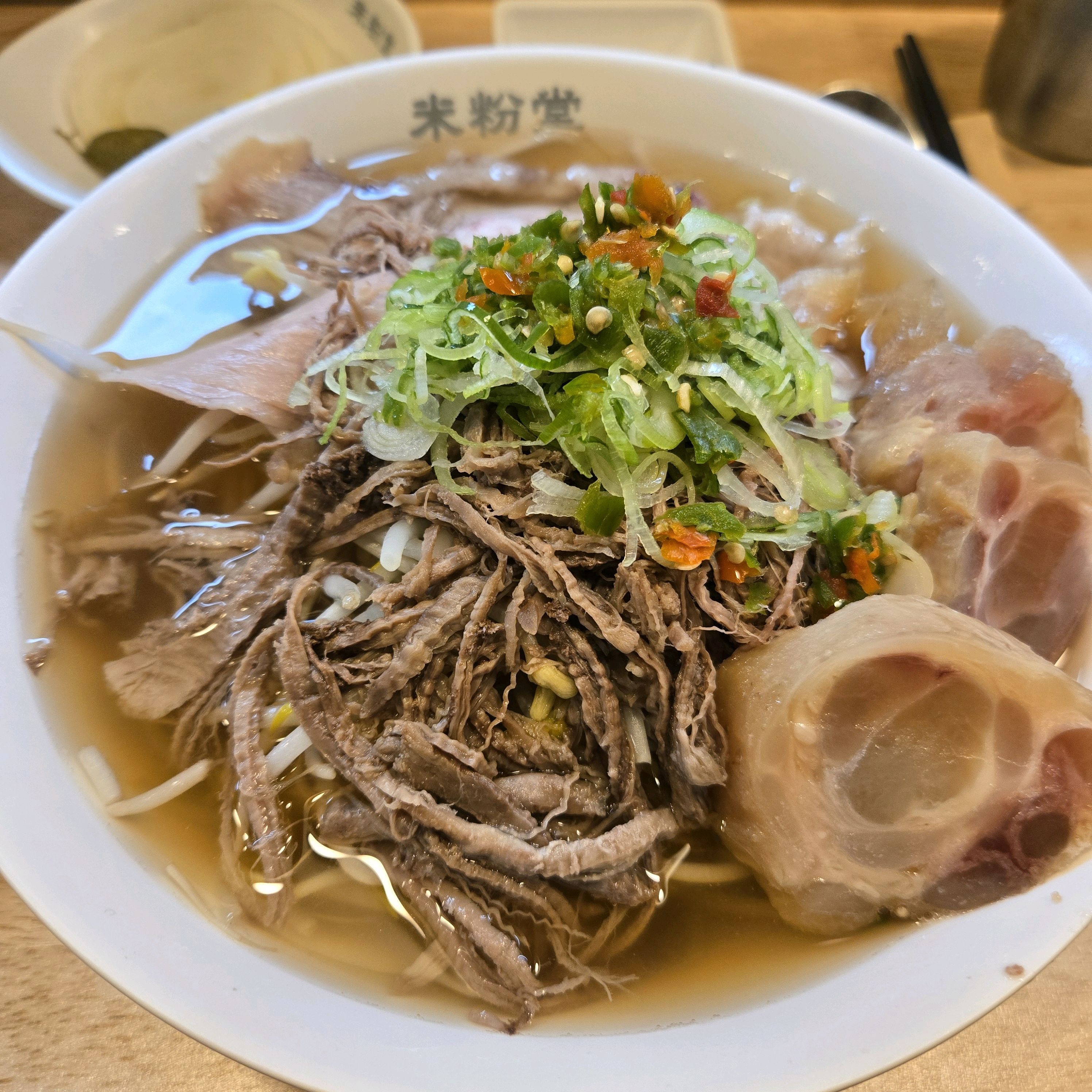맛있어요 직원분들도 사장님도 친절 하시고 - 장한평역 맛집 미분당 장안점