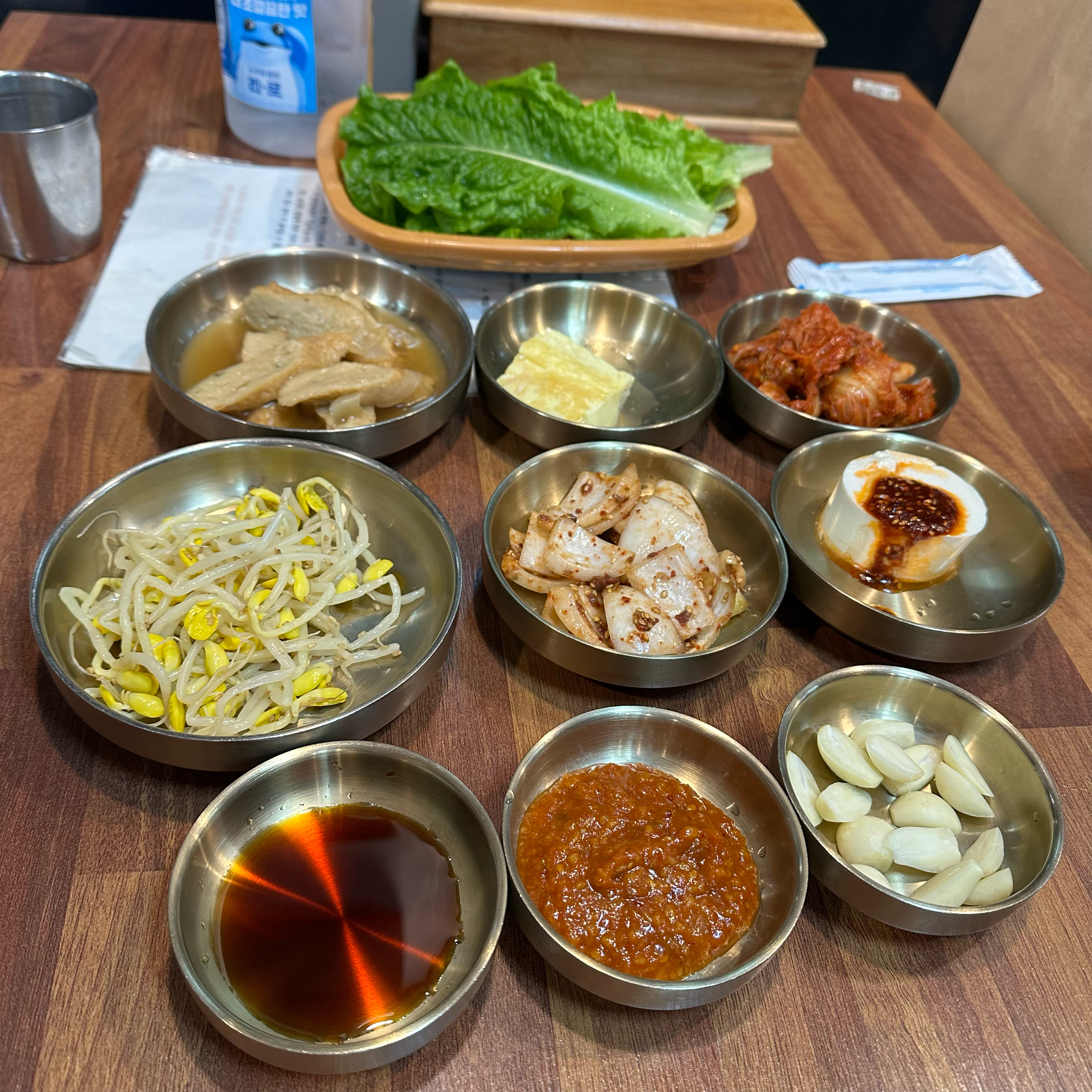 5:45 방문했더니 웨이팅 걸려서 기다렸다 들어갔어요 - 제주 맛집 천짓골식당