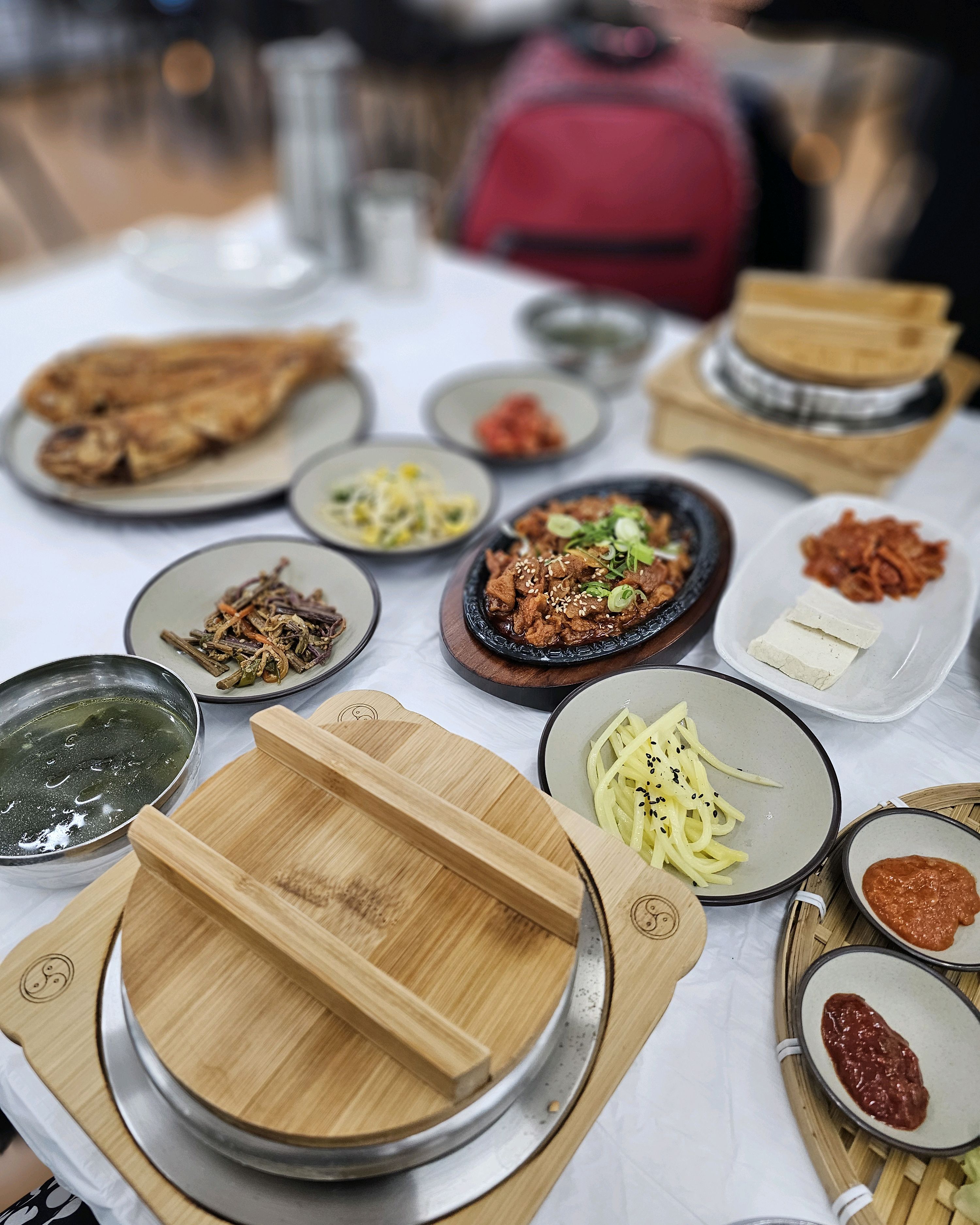 제주 여행 중에 찾은 맛집, 옥돔구이 바삭하니 넘 맛있고 제육도 맛있어요~  다음에 또 올