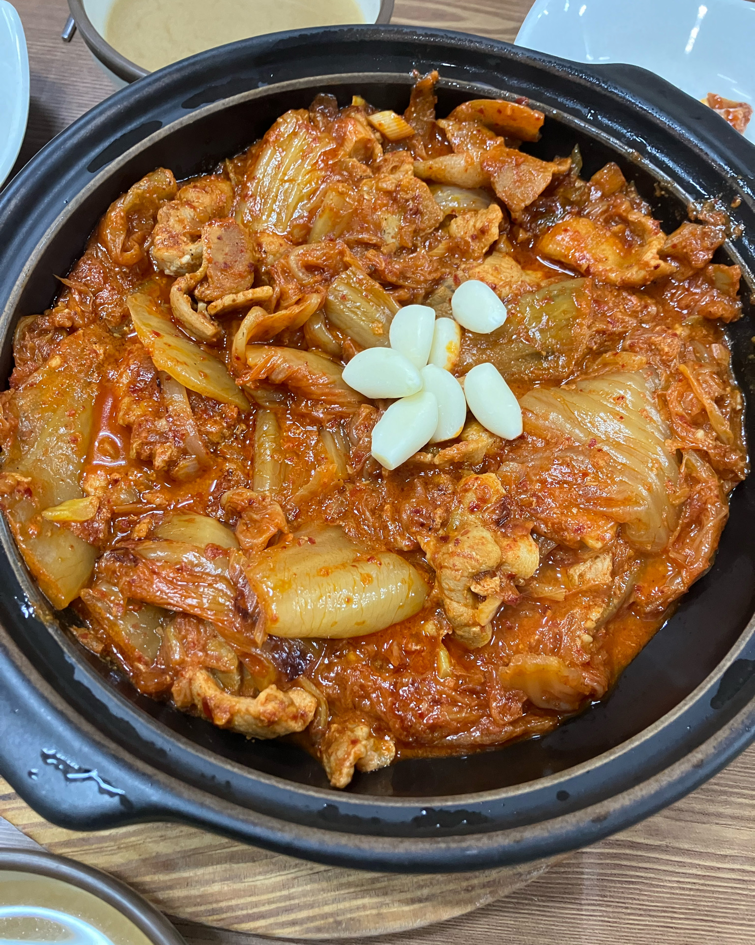 역시 명불허전이네요. 유명한만큼 사람이 많은만큼 기대한만큼 맛이 보장된 식당인 것 같습니다