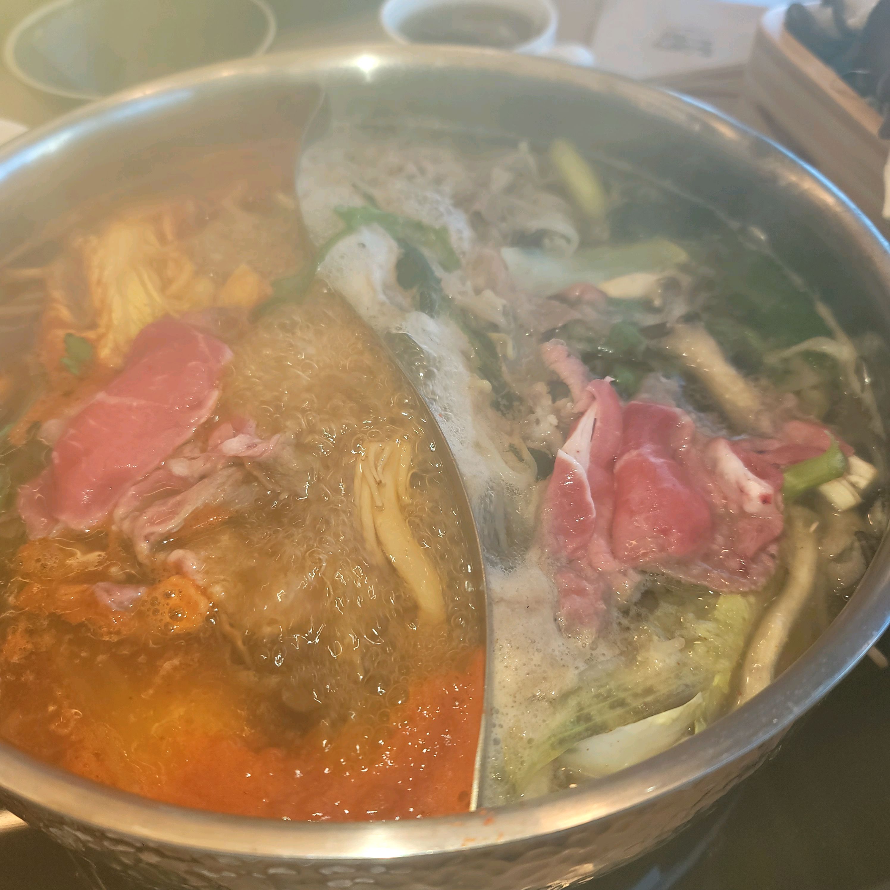일단 먹는내내 너~무 추워요!! - 청주 봉명동 맛집 샤브올데이 청주봉명점