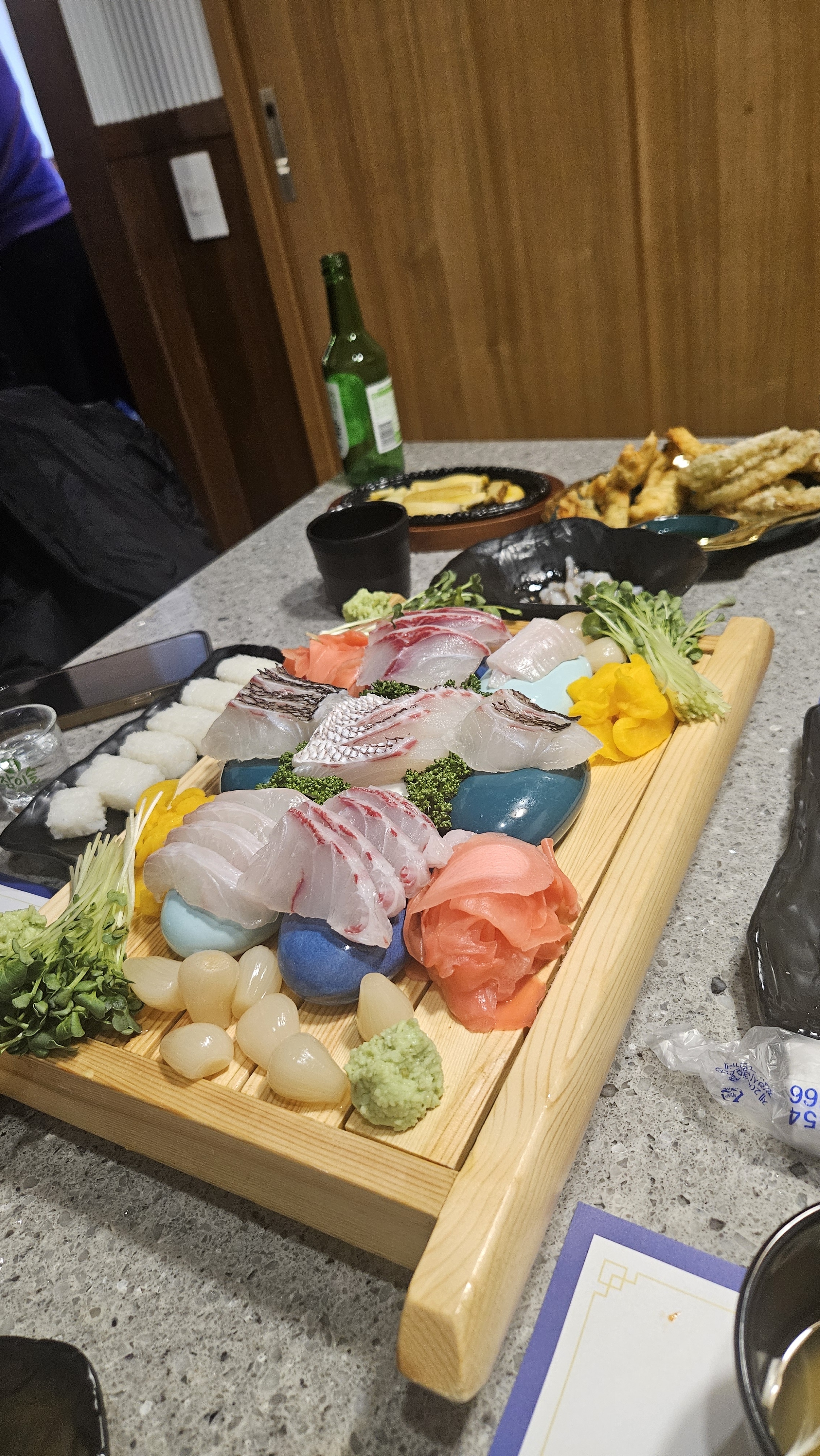 음식도 맛있고~ 사장님도 정말 친절하세요~~ - 야탑 맛집 물고기자리 야탑점