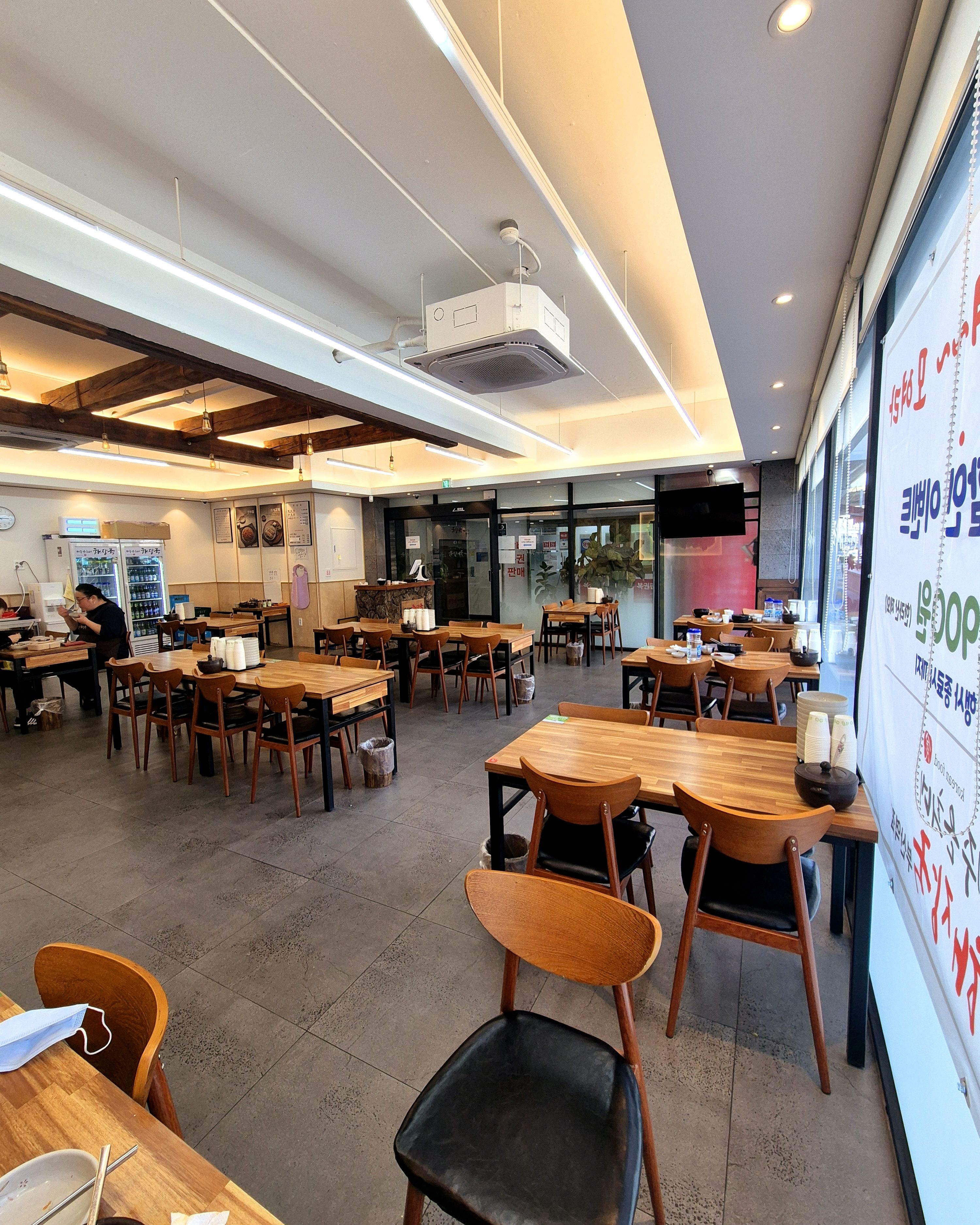 제주도 갔을때 한번 먹어봤던 집이 부산에도 있어서 들려봤어요~~~ - 부산역 맛집 제주은희네해장국 부산역점