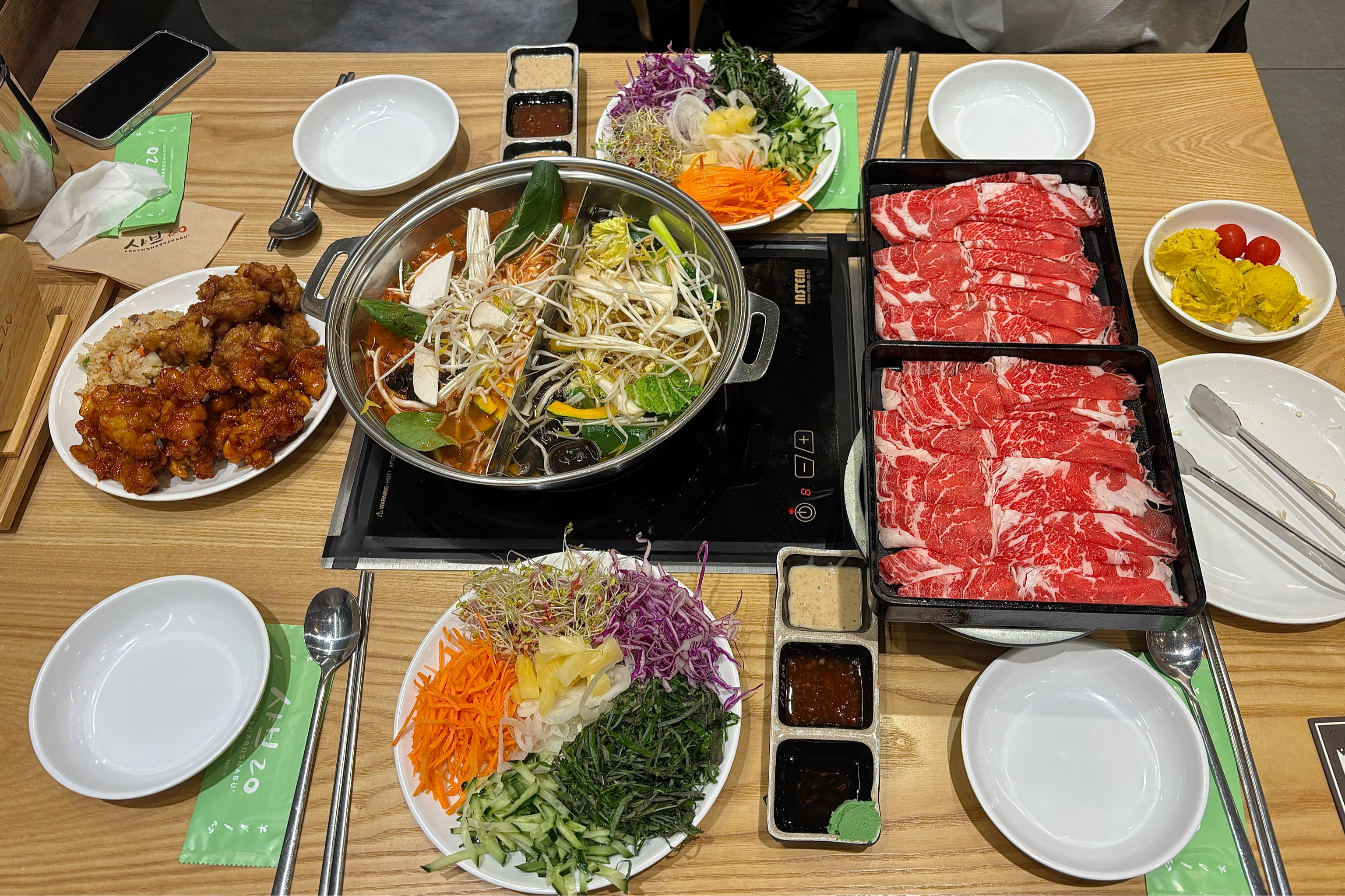 육수 고기 야채 전부 다 무한리필이어서 좋아요!! - 진주 평거동 맛집 샤브20 진주점