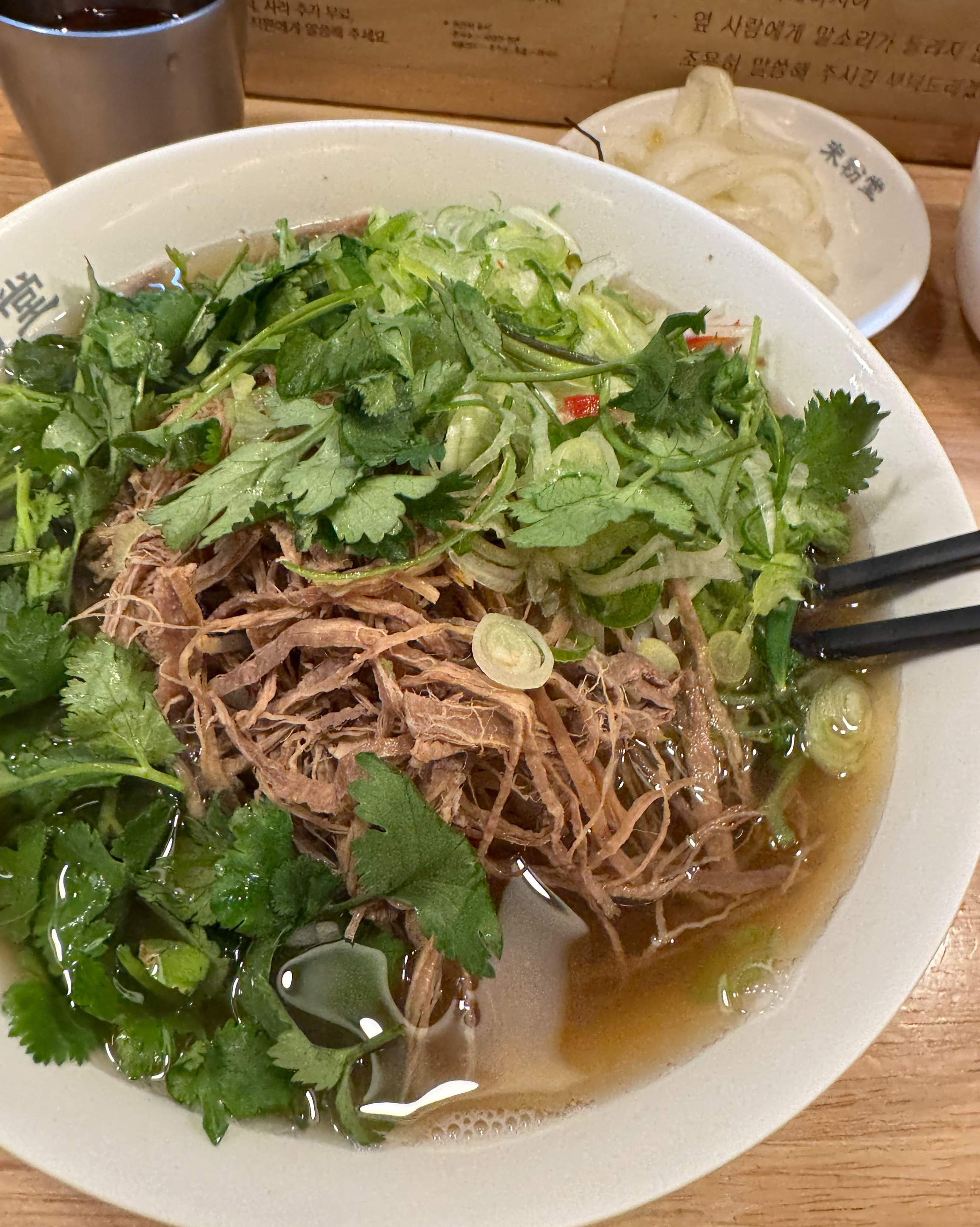 두말 하면 잔소리, 일단 드셔보면 꼭 더 찾게 되는 맛. 조용히 식사 할 수 있어 더 좋아