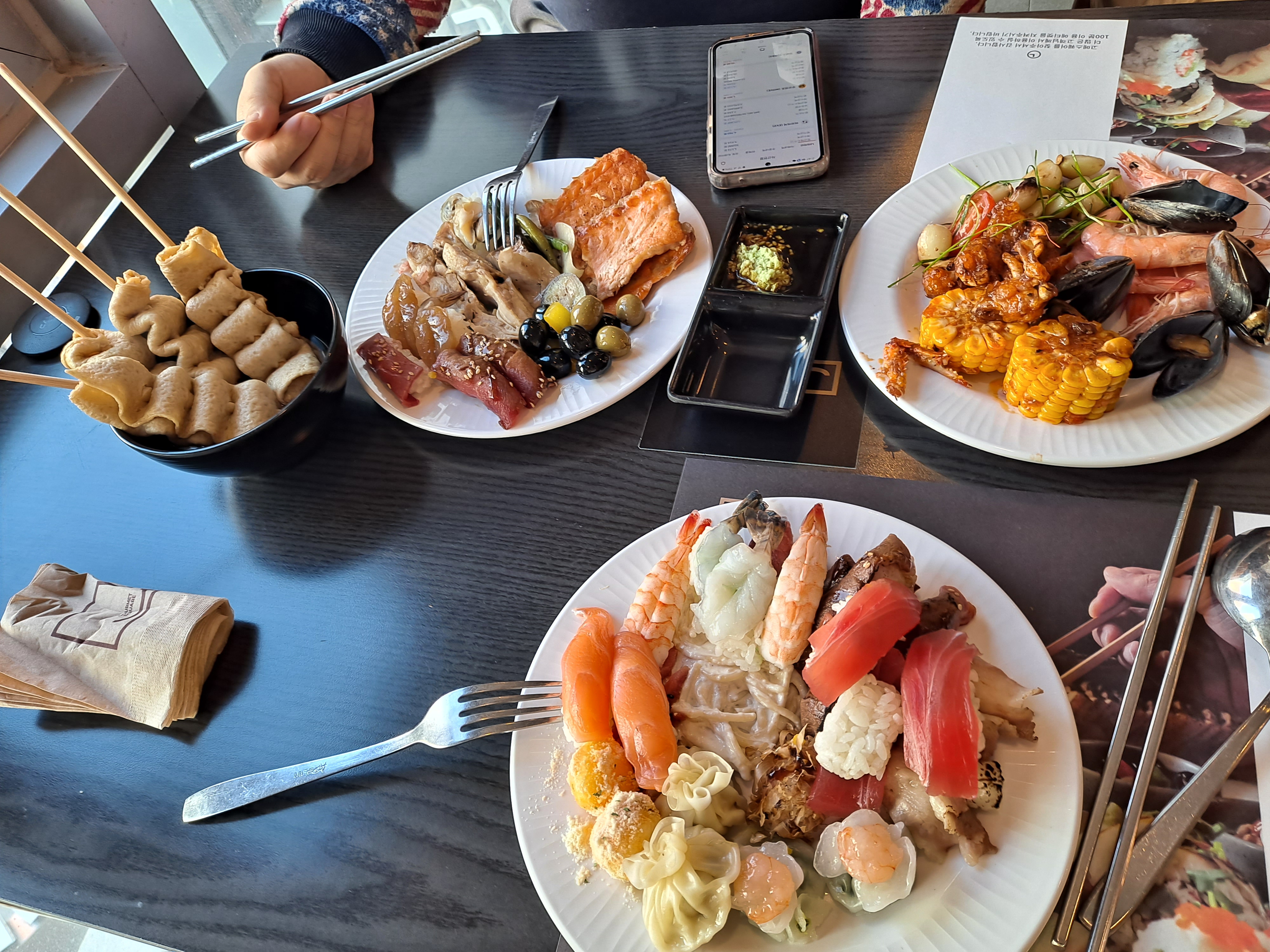 처음 가봣는데~종류도 다양하게 많았어요. - 구미 맛집 고메스퀘어 구미점