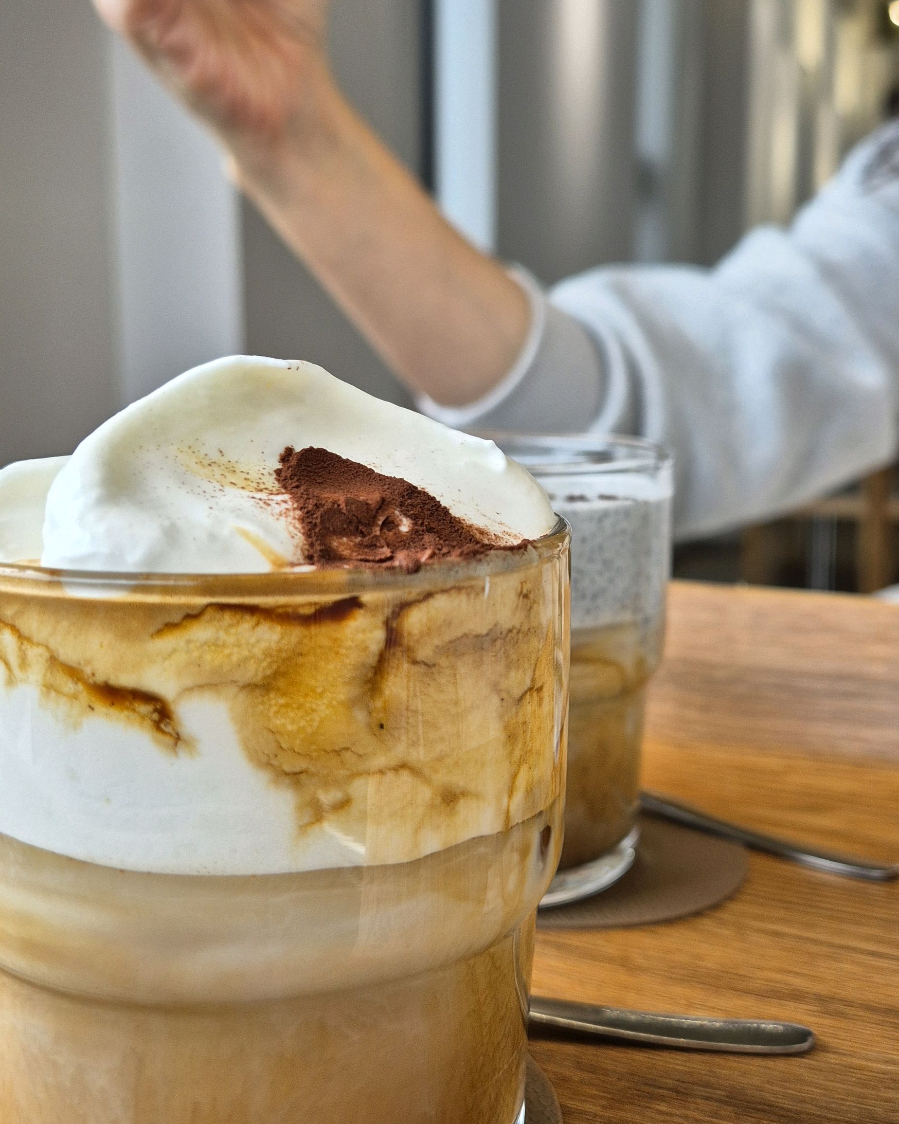 아인슈페너의 크림이 맛있습니다 - 아바이마을 맛집 청초담