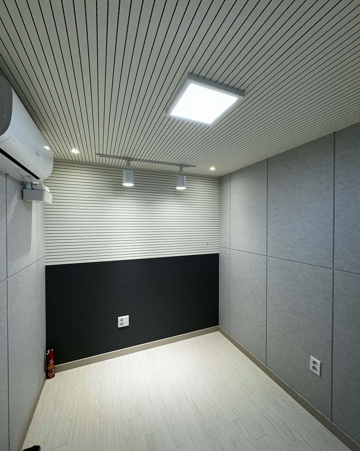 2번째 스튜디오 사진