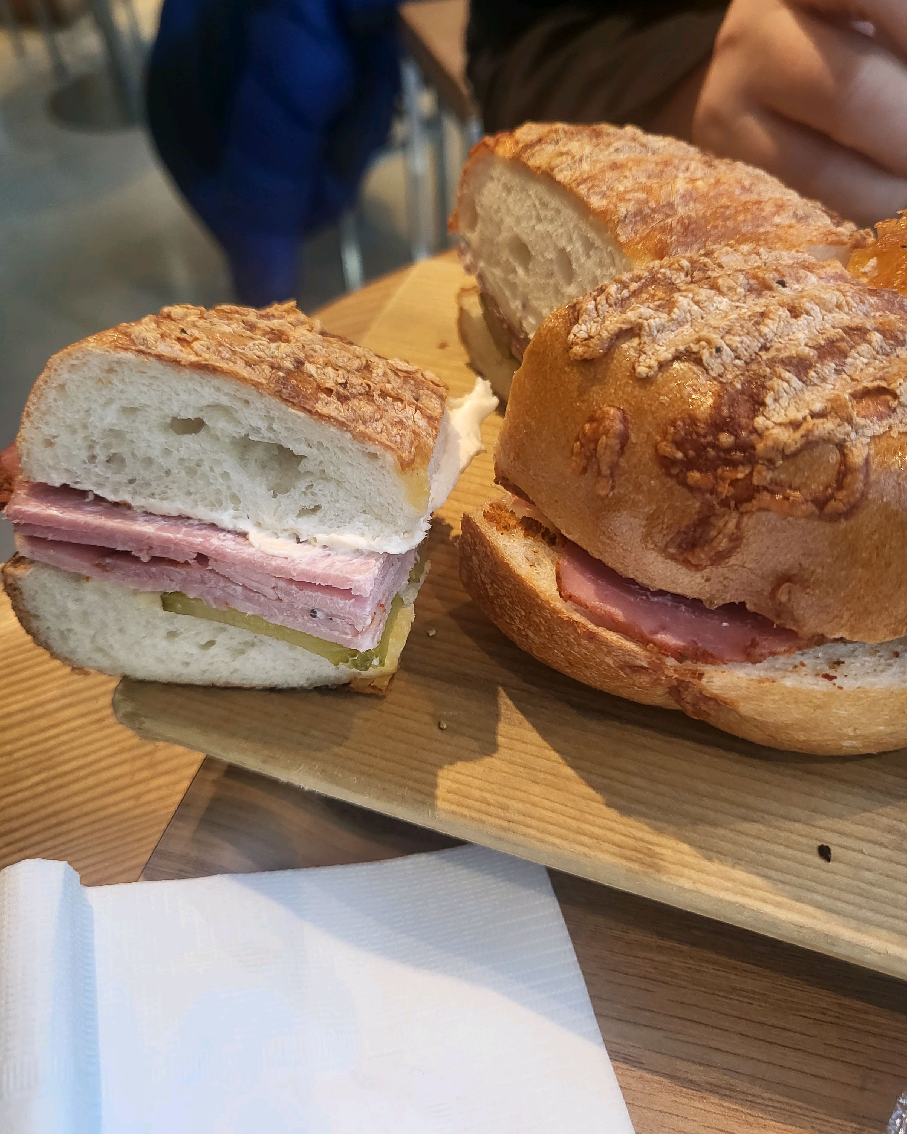 [명동 맛집 포비 을지로점] 직접 가본 로컬 리뷰