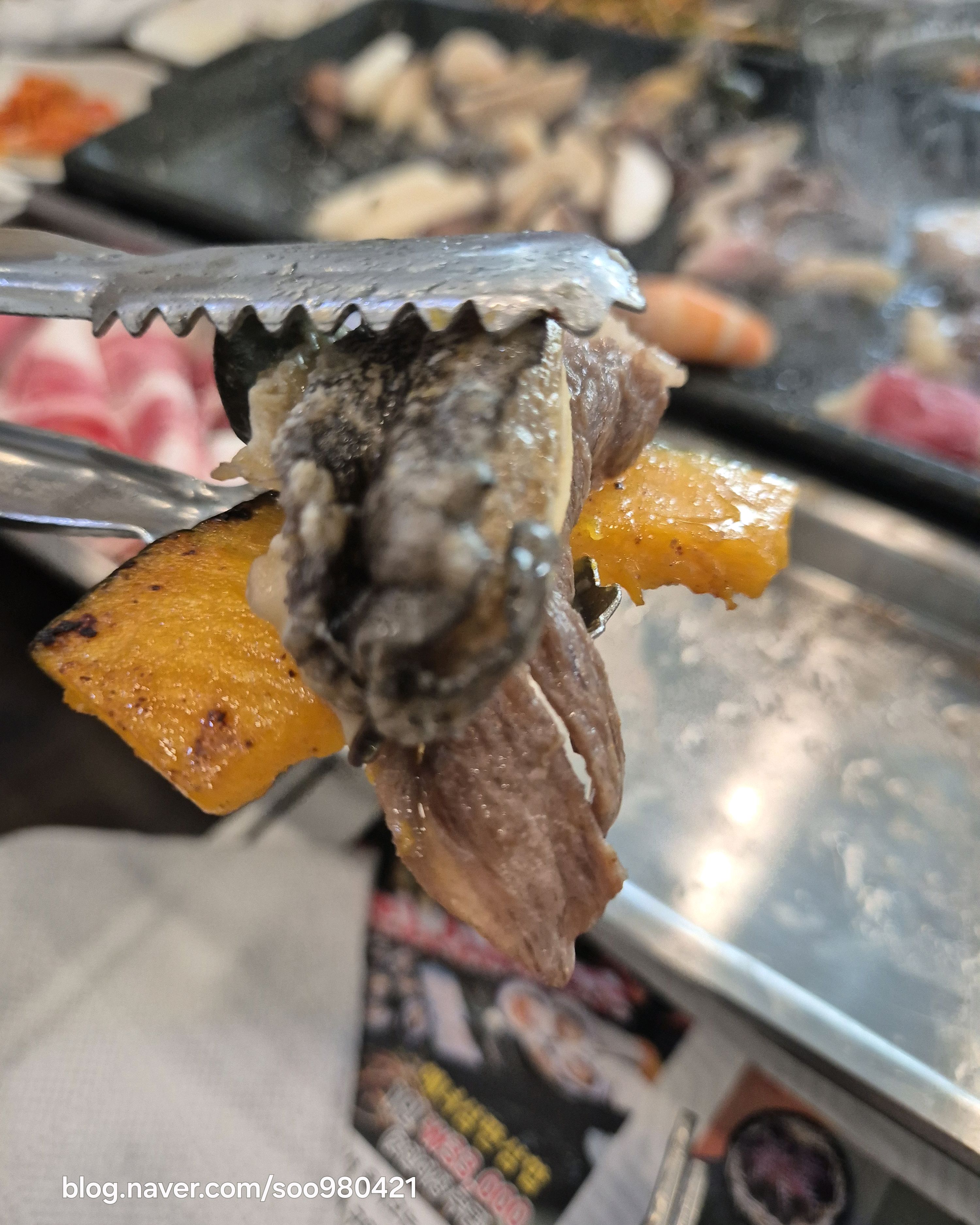 전복과 차돌박이의 조합이 아주 좋습니다. - 인천 맛집 어부의밥상 청라점