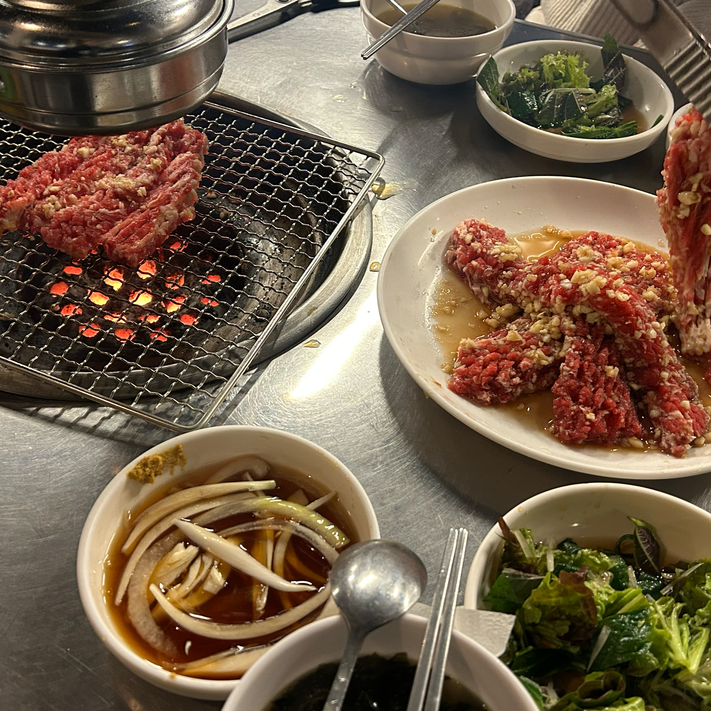 근처 살 때 자주 가는 단골집이었는데 1년 사이에 맛이 너무 변해서 실망하고 왔어요. - 안양 맛집 공탄