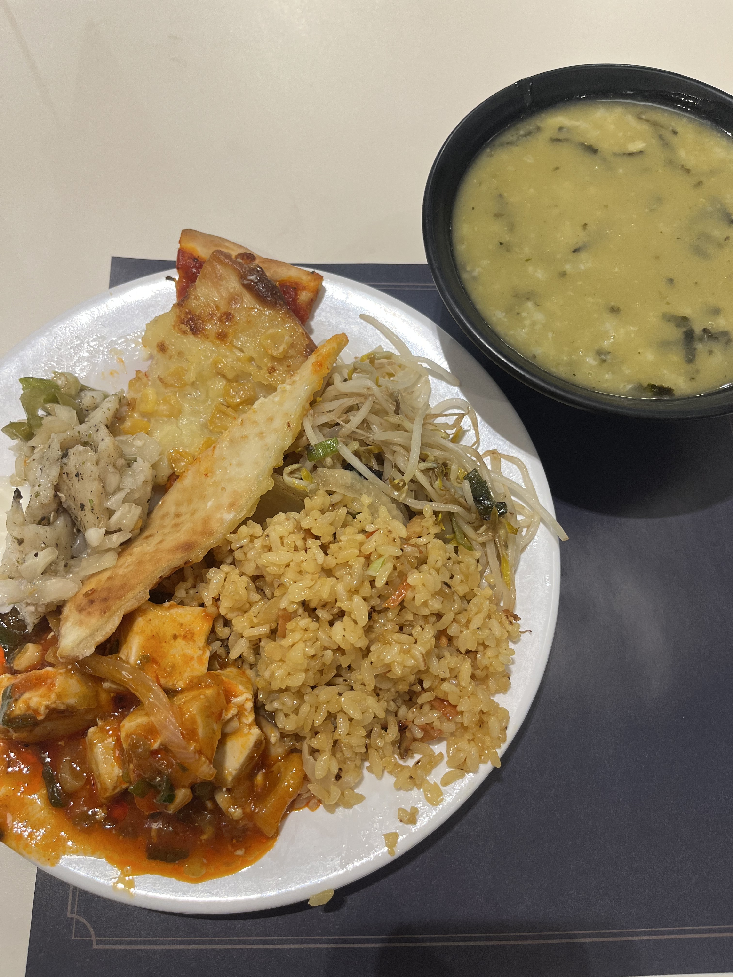 매장 깨끗하고 좋은데 평일저녁이라 사람이 없어서 음식들이 식더라ㅠㅎ - 마산 산호동 맛집 애슐리퀸즈 신세계백화점 마산점