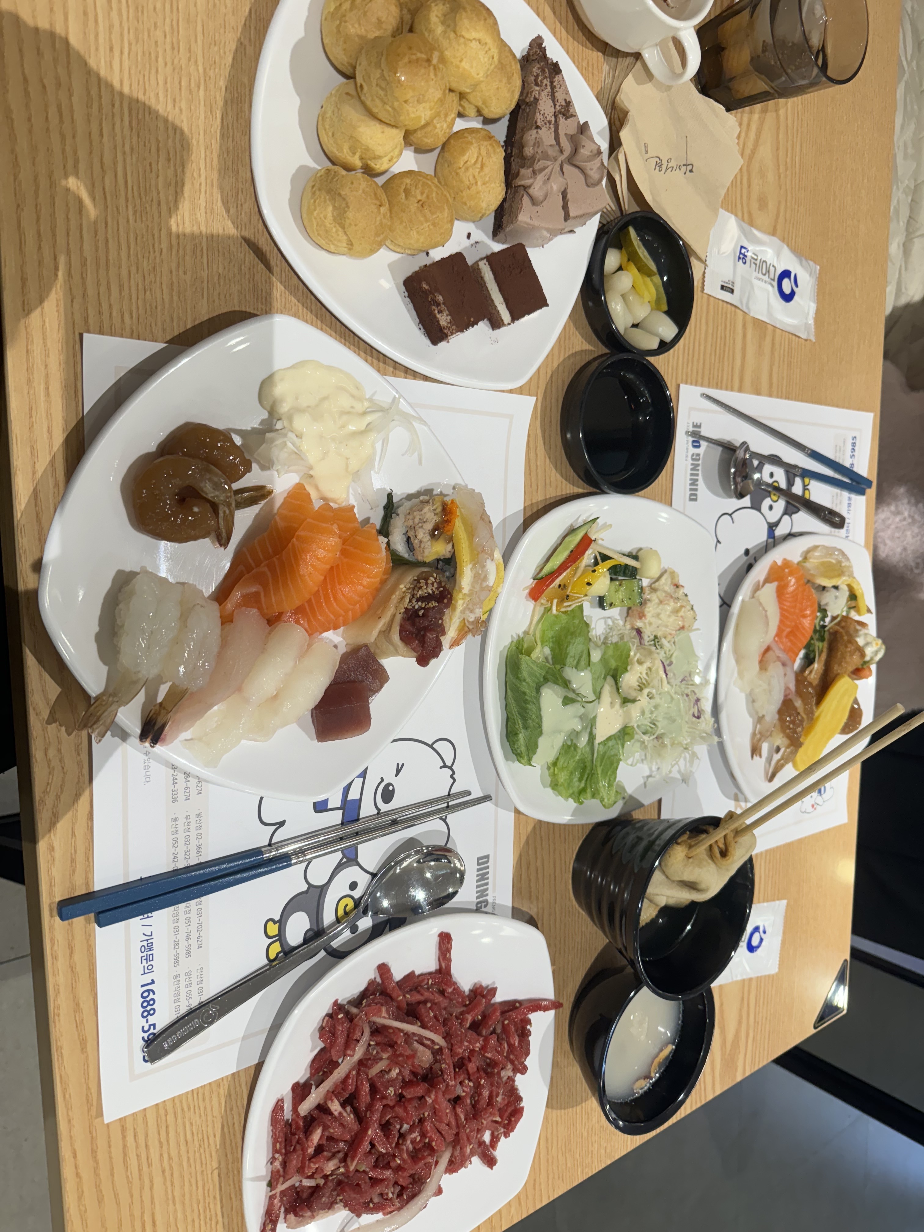 오랜만에 왔는데 메뉴 구성이 더 알차졌네요! - 해운대 맛집 다이닝원 해운대점