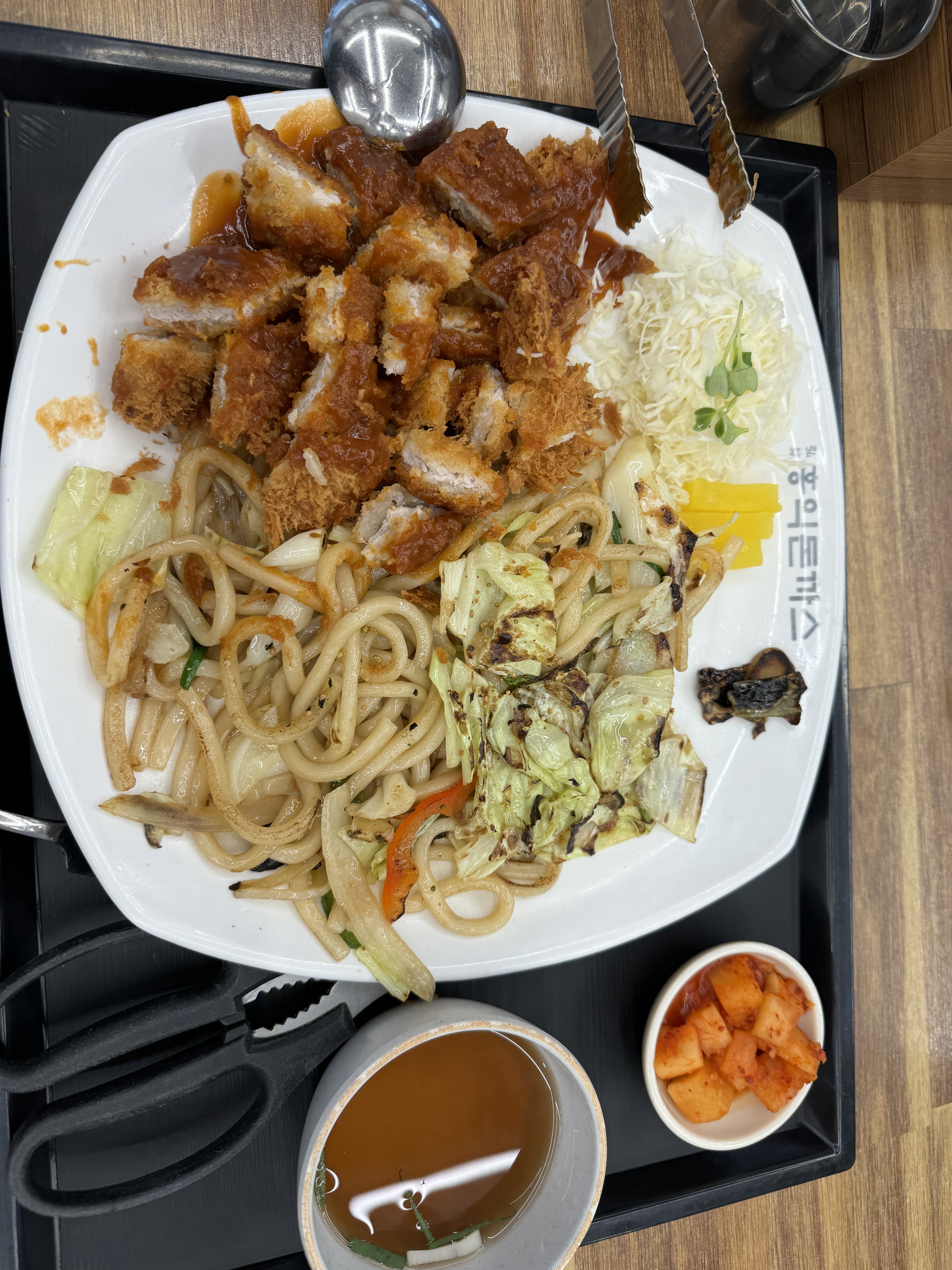 아이가 좋아해서 자주 가요! 맛도 있고 세트 구성도 잘되어 있어서 좋아요! - 화성 봉담 맛집 홍익돈까스 봉담점