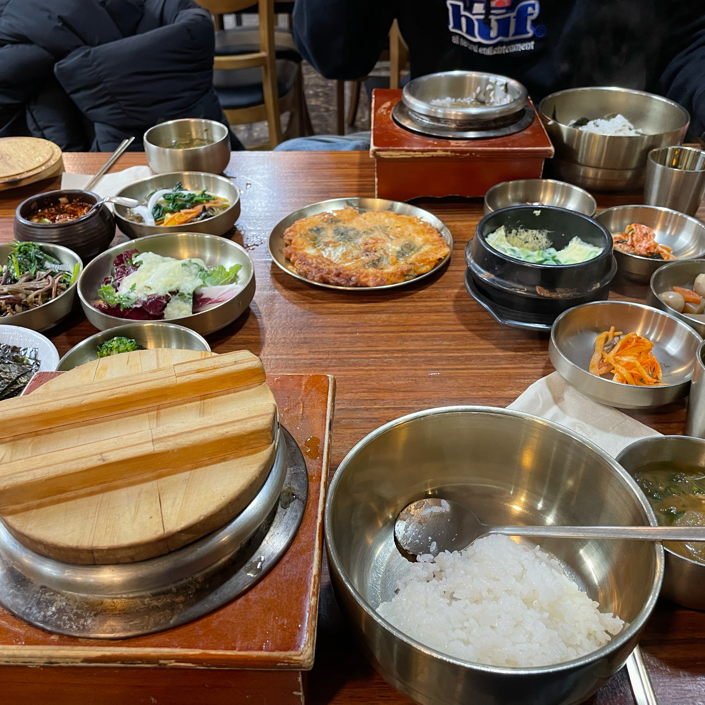 구성이 잘나와요. 가격이 조금 비싼듯 싶어요. - 망원동 맛집 하심정