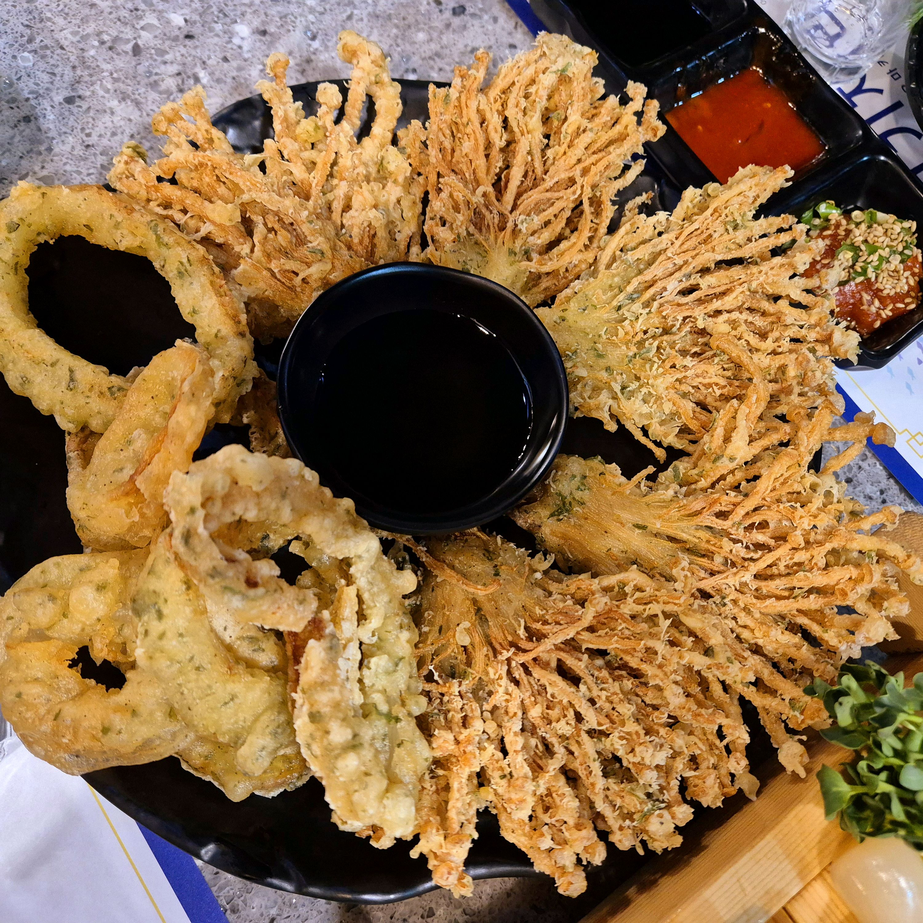 친구 추천으로 오늘 처음방문했는데 너무 신선하게 잘 나오고 맛도 있고 무엇보다 가성비 갑